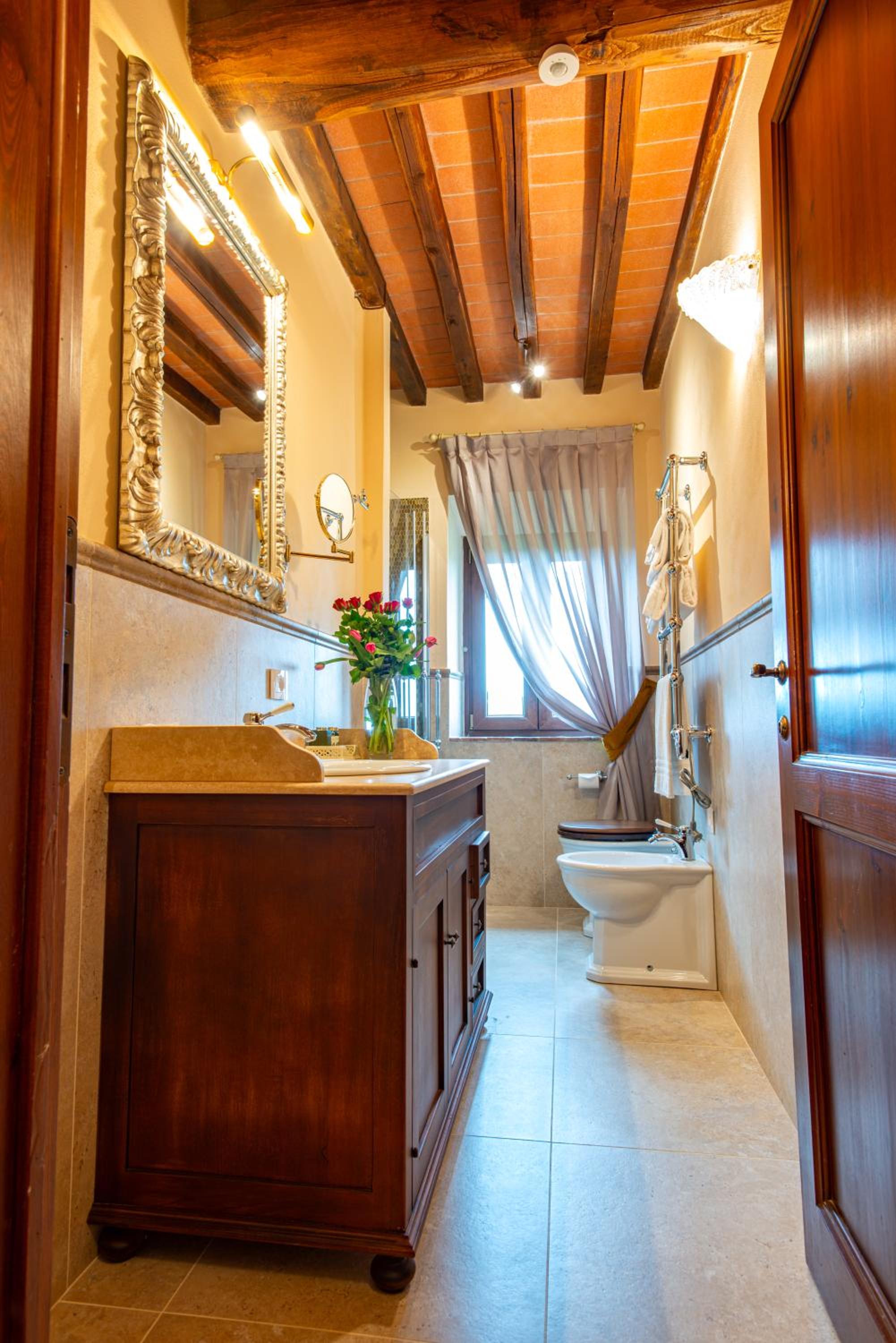 Superior Deluxe Double or Twin Room  - Photo 3