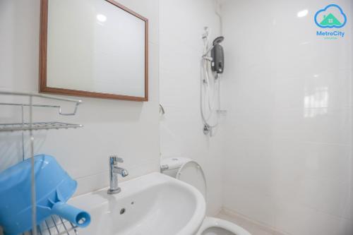 Apartment - Photo 9