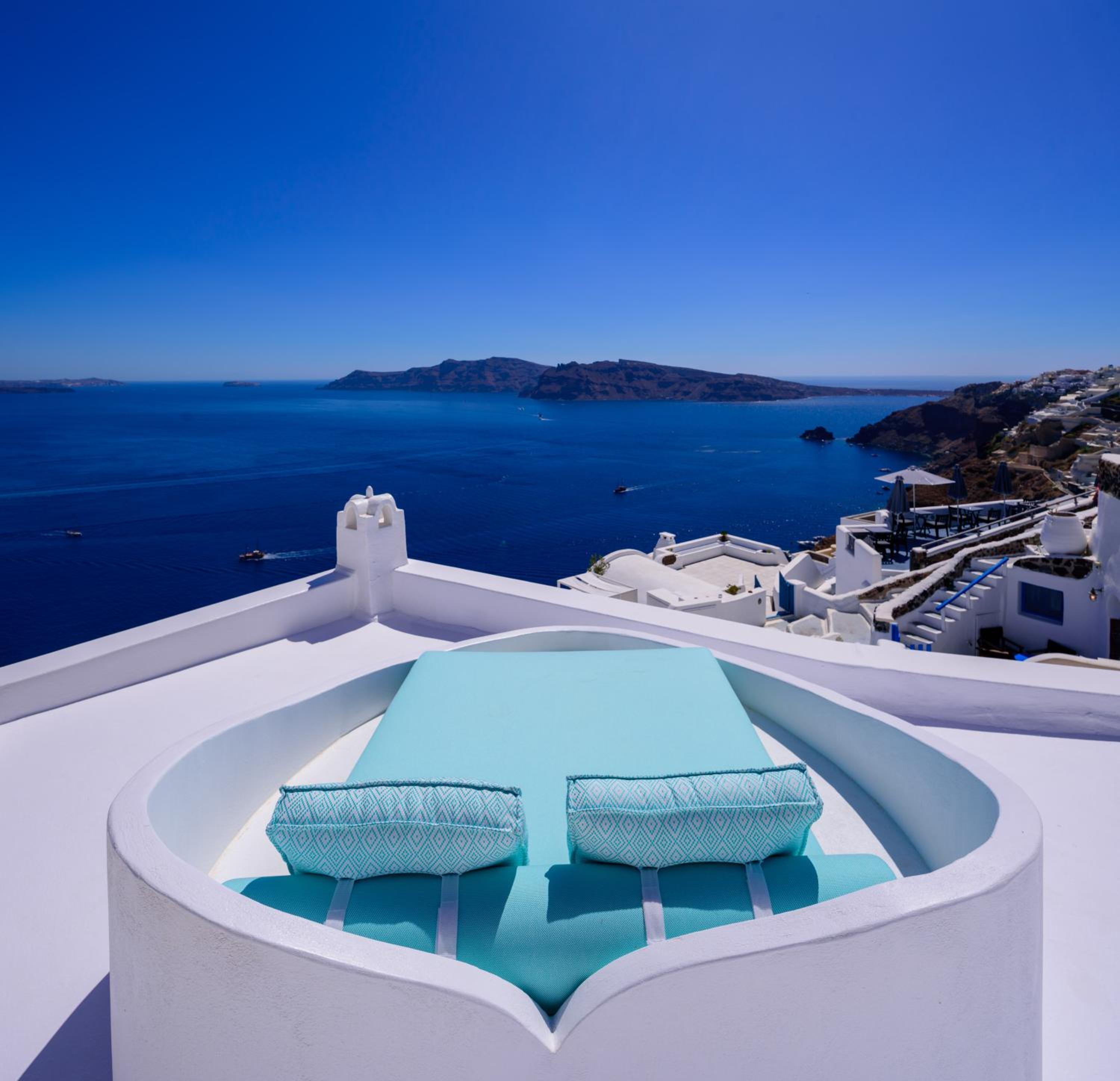 Three-Bedroom Villa with Sea View photo 3