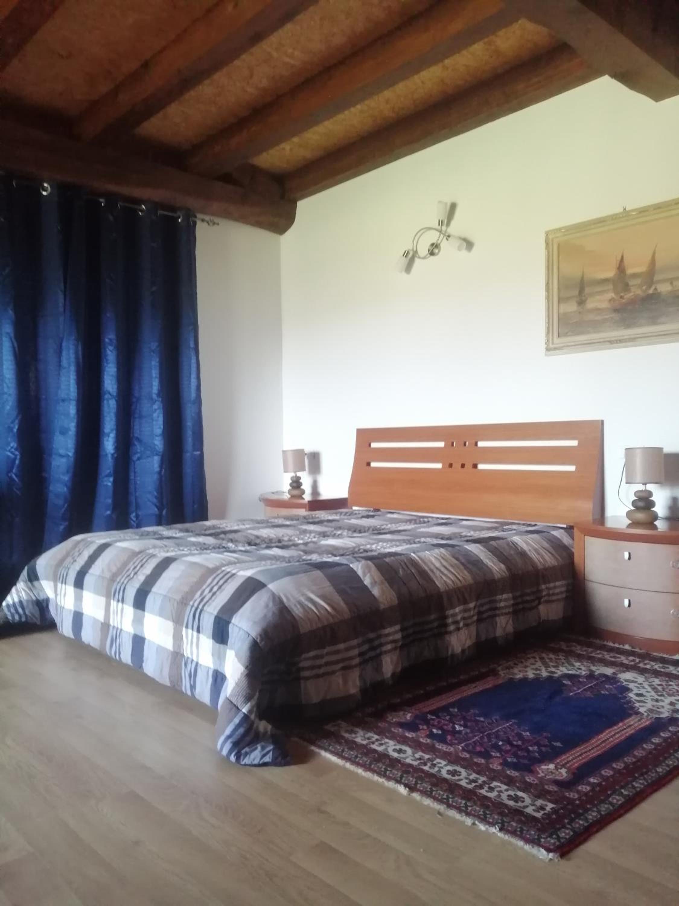 Triple Room with Private Bathroom - Photo 2