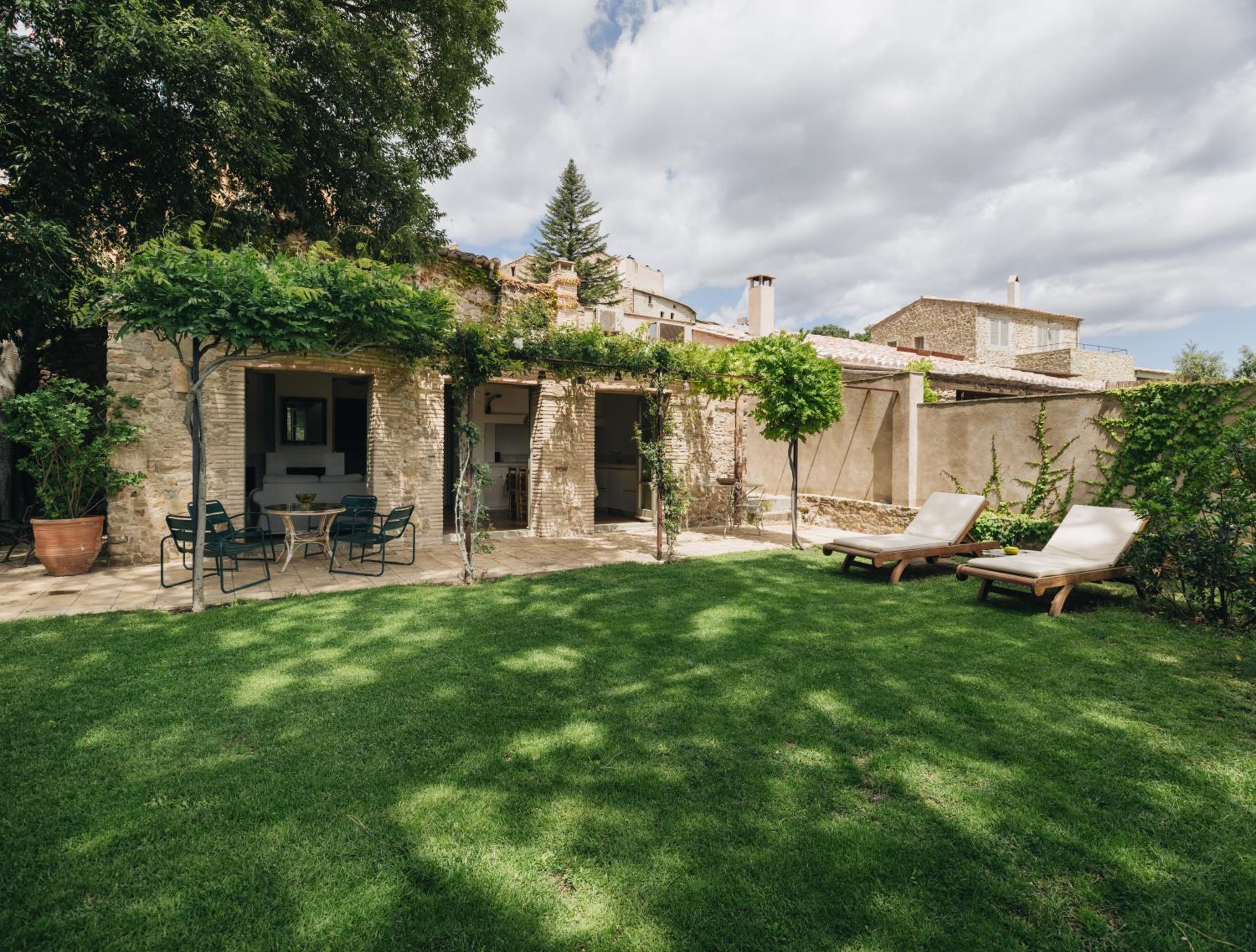 Villa with Garden View photo 3