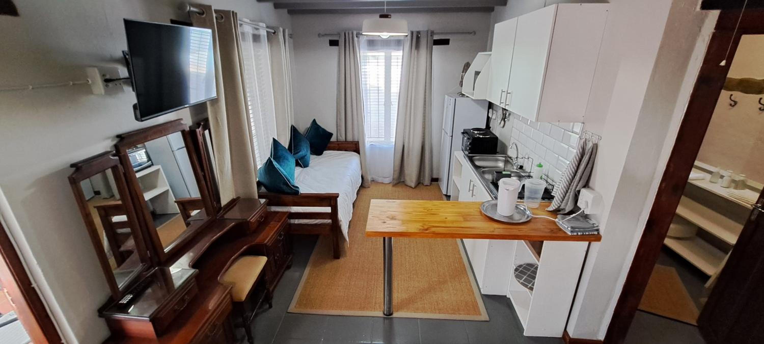 Large Double Room photo 2