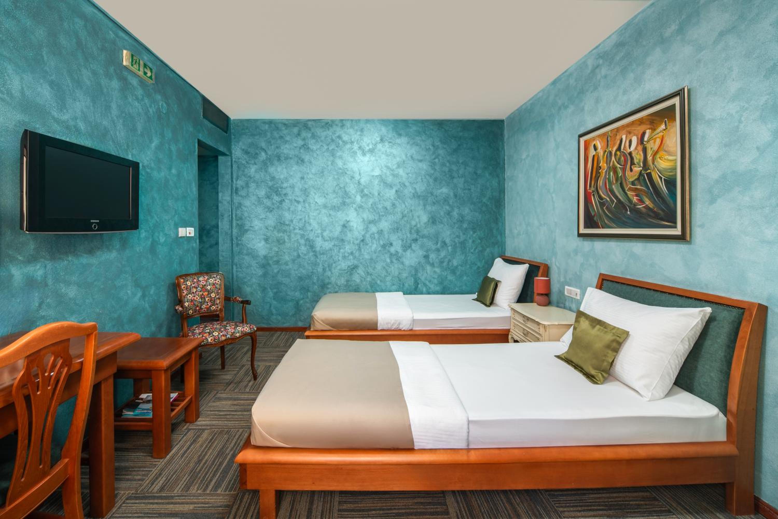 Standard Twin/Double Room
