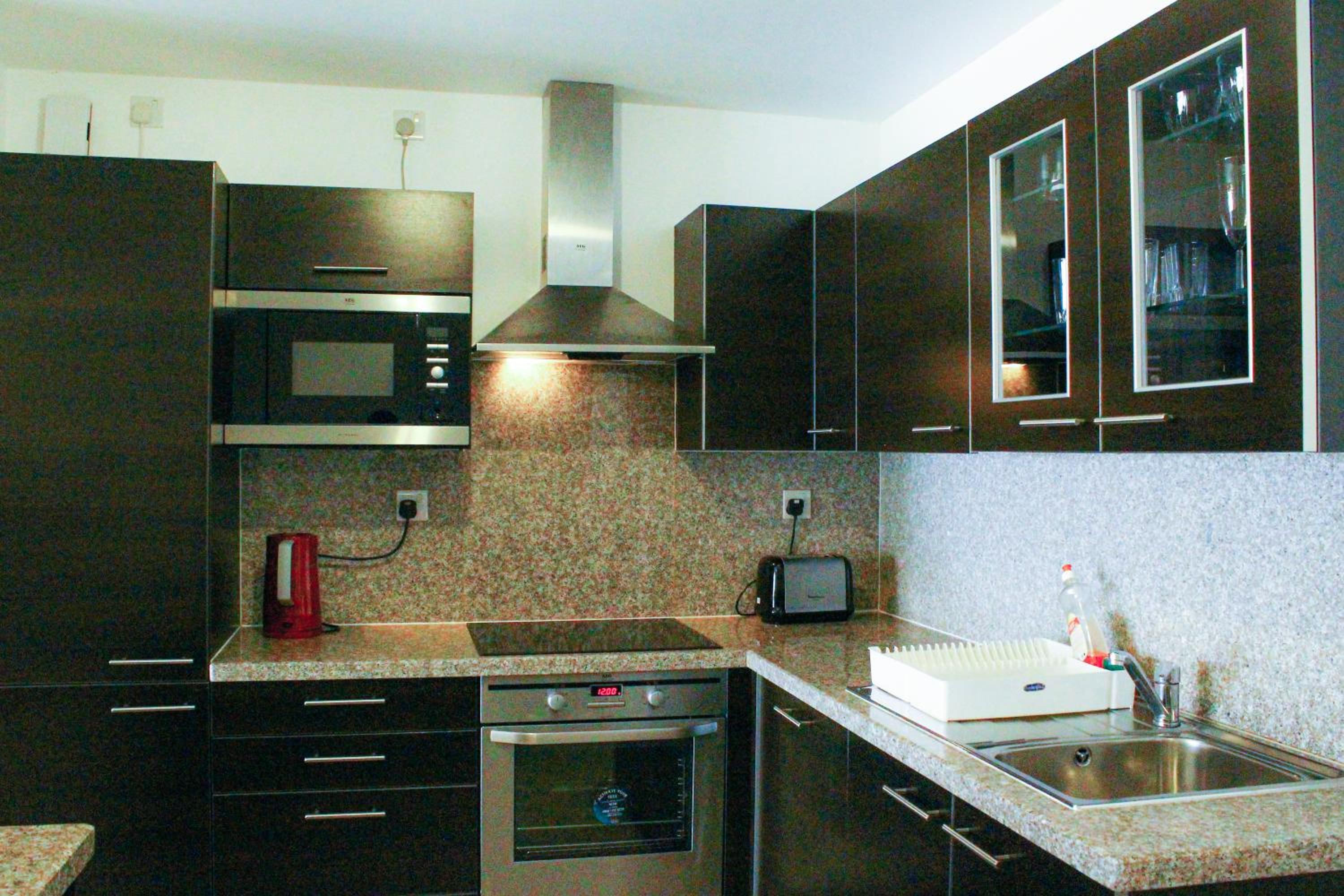 Three-Bedroom Apartment Suite photo 2