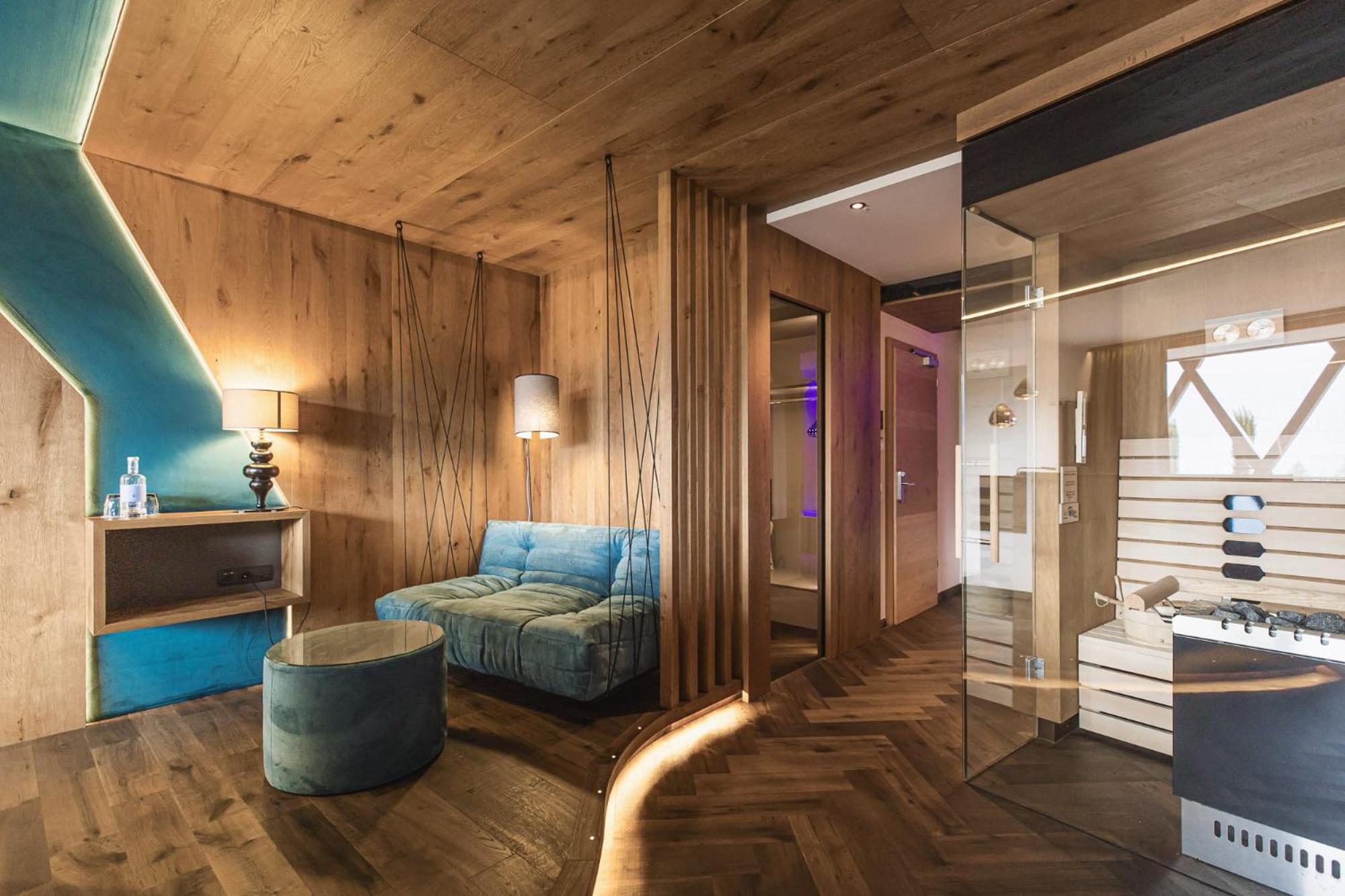 Deluxe Suite - Photo 3