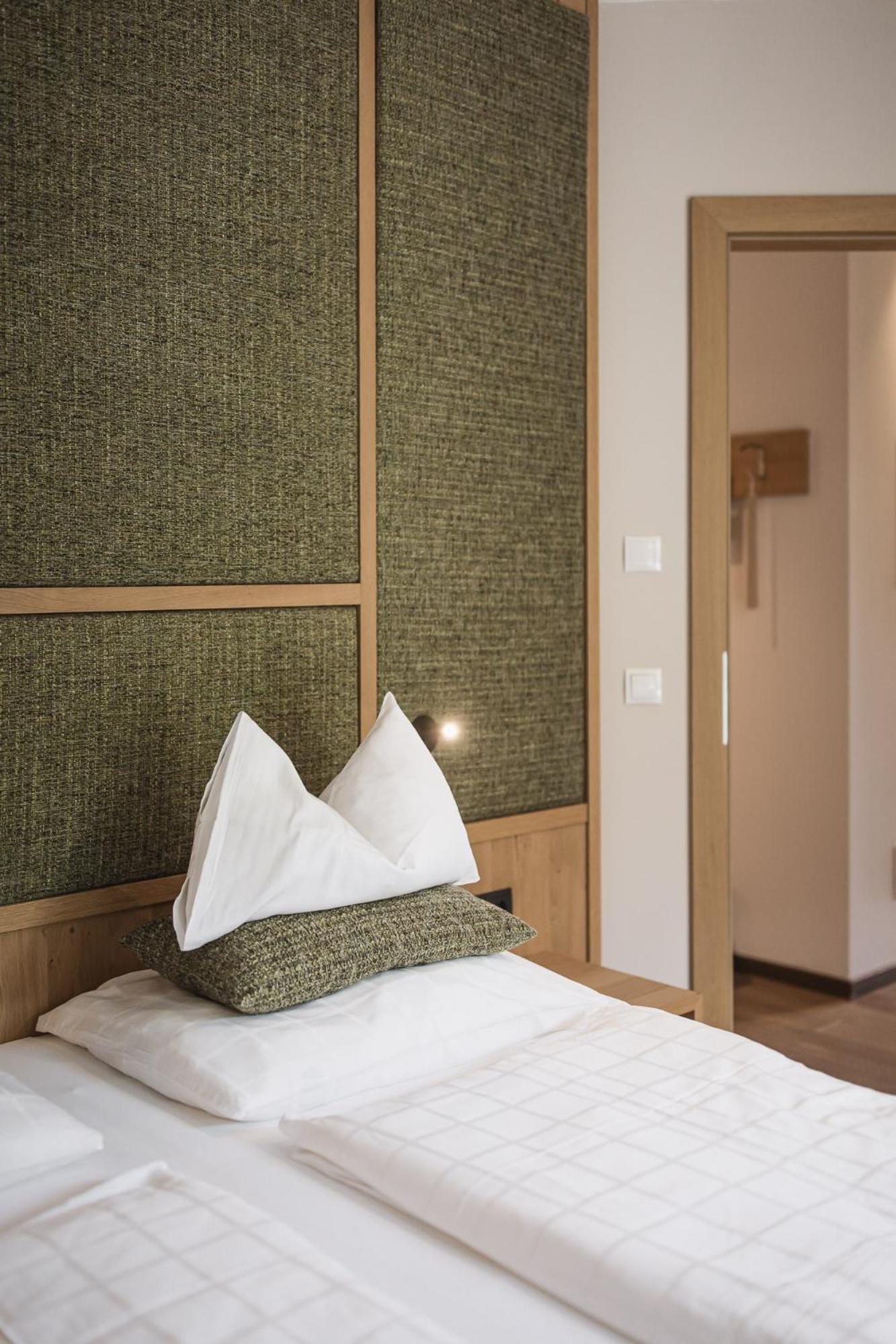 Superior Suite - Photo 4