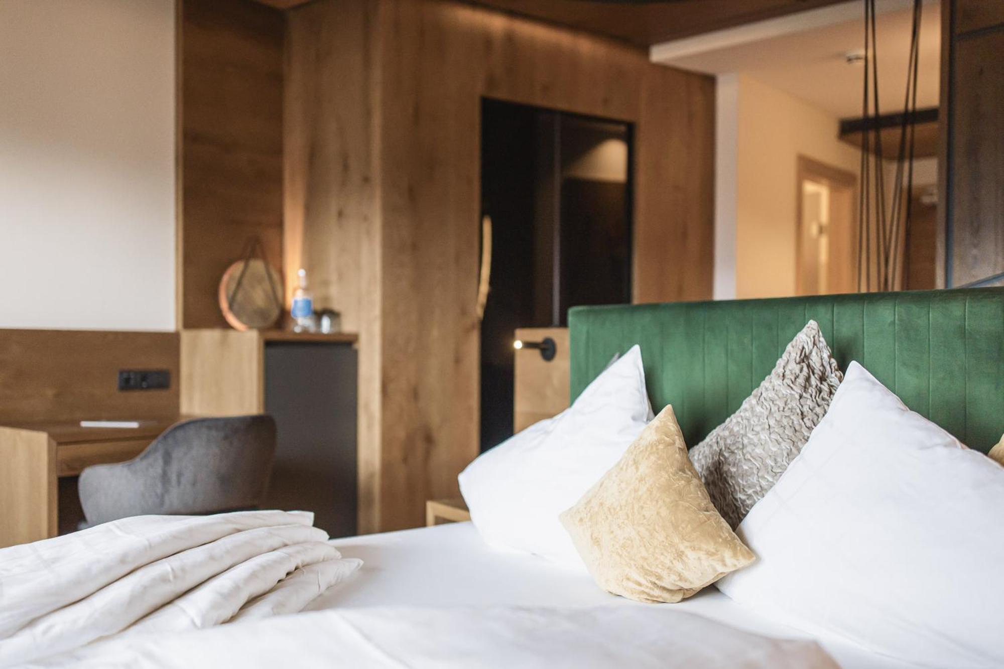 Junior Suite with View photo 3