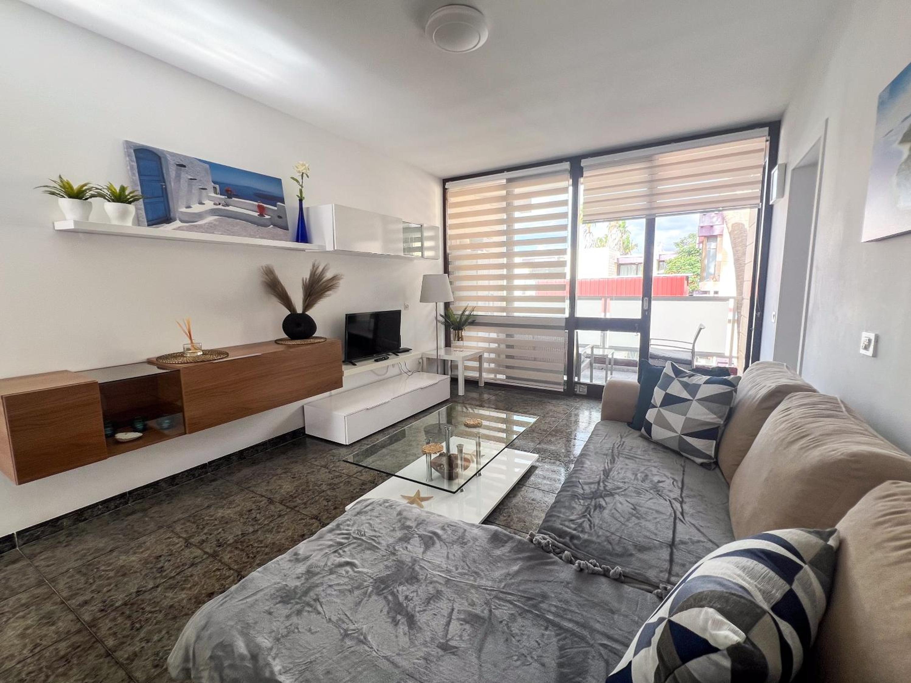 Apartment photo 2