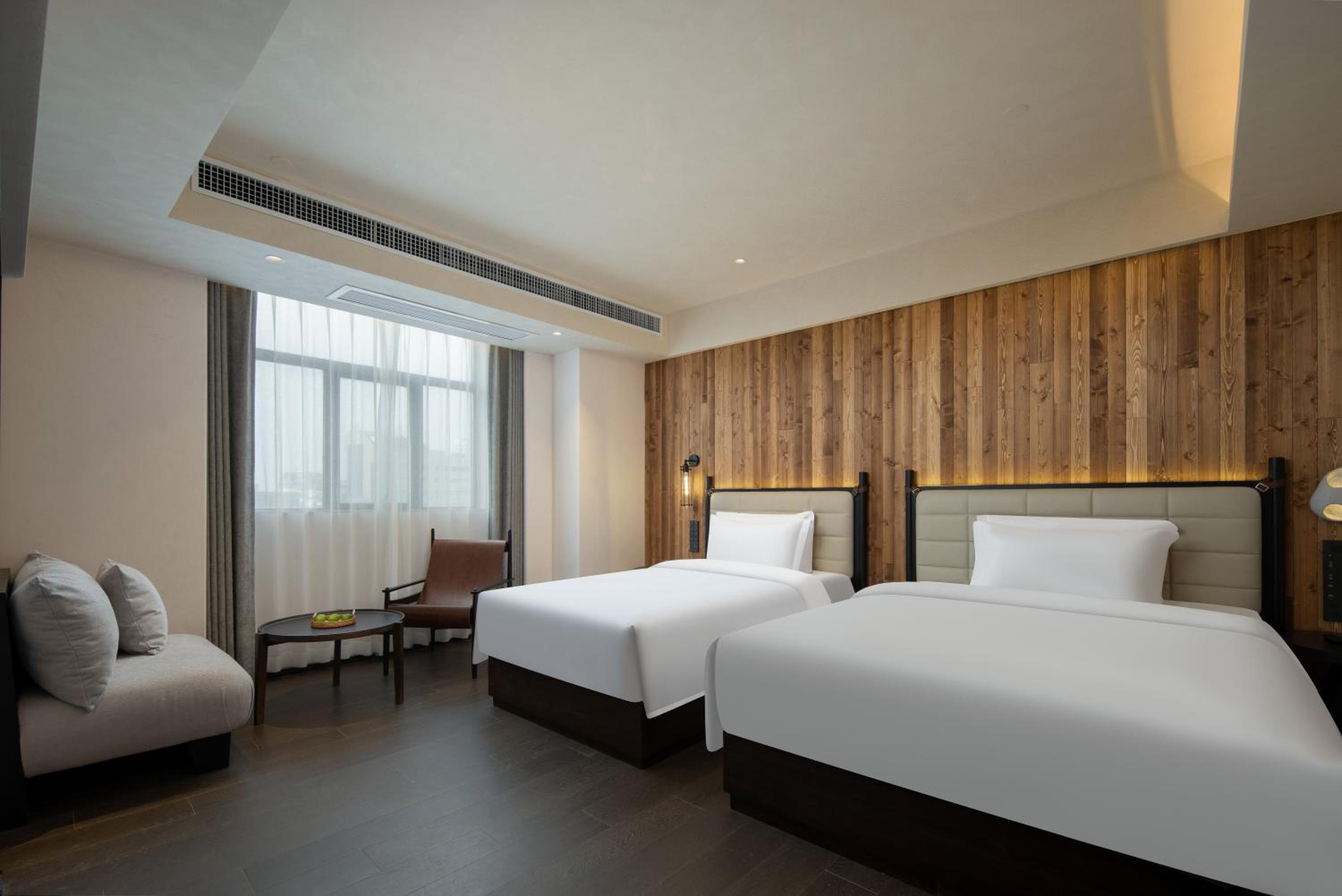 Large Twin Room photo 1