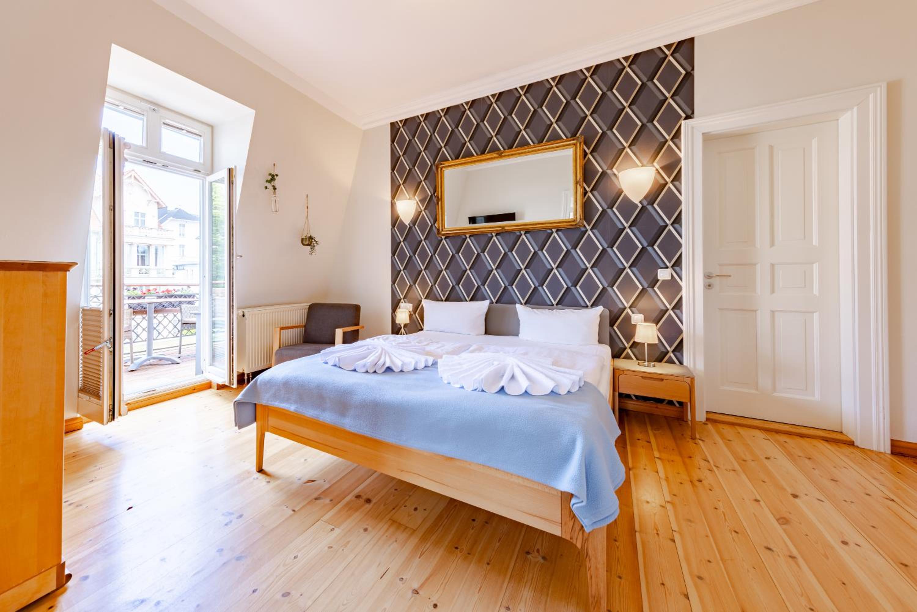 Double Room with Balcony