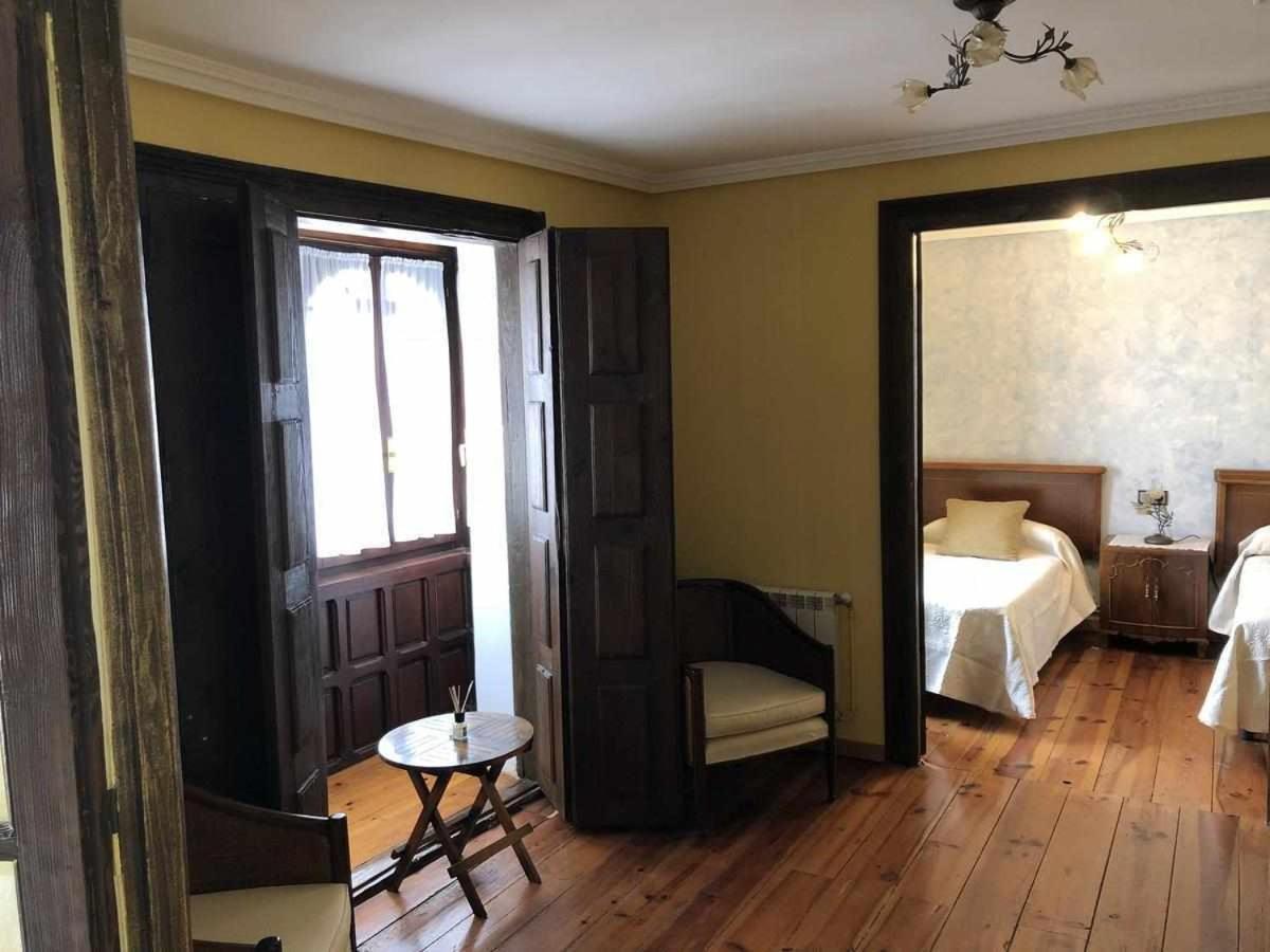 Family Room - Photo 31