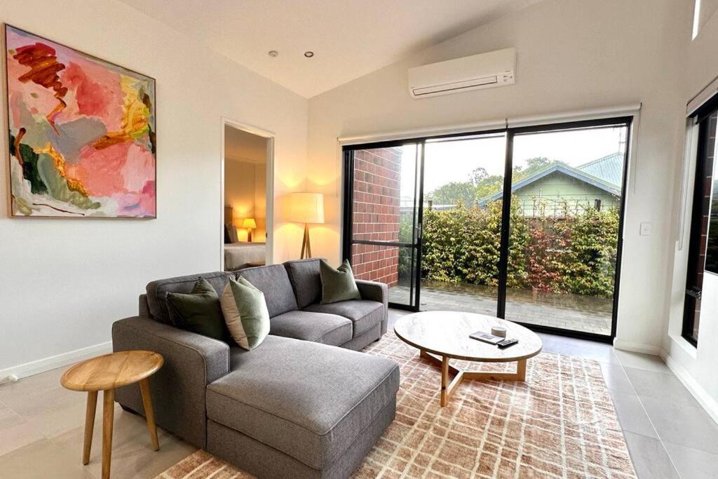 Two-Bedroom House photo 2