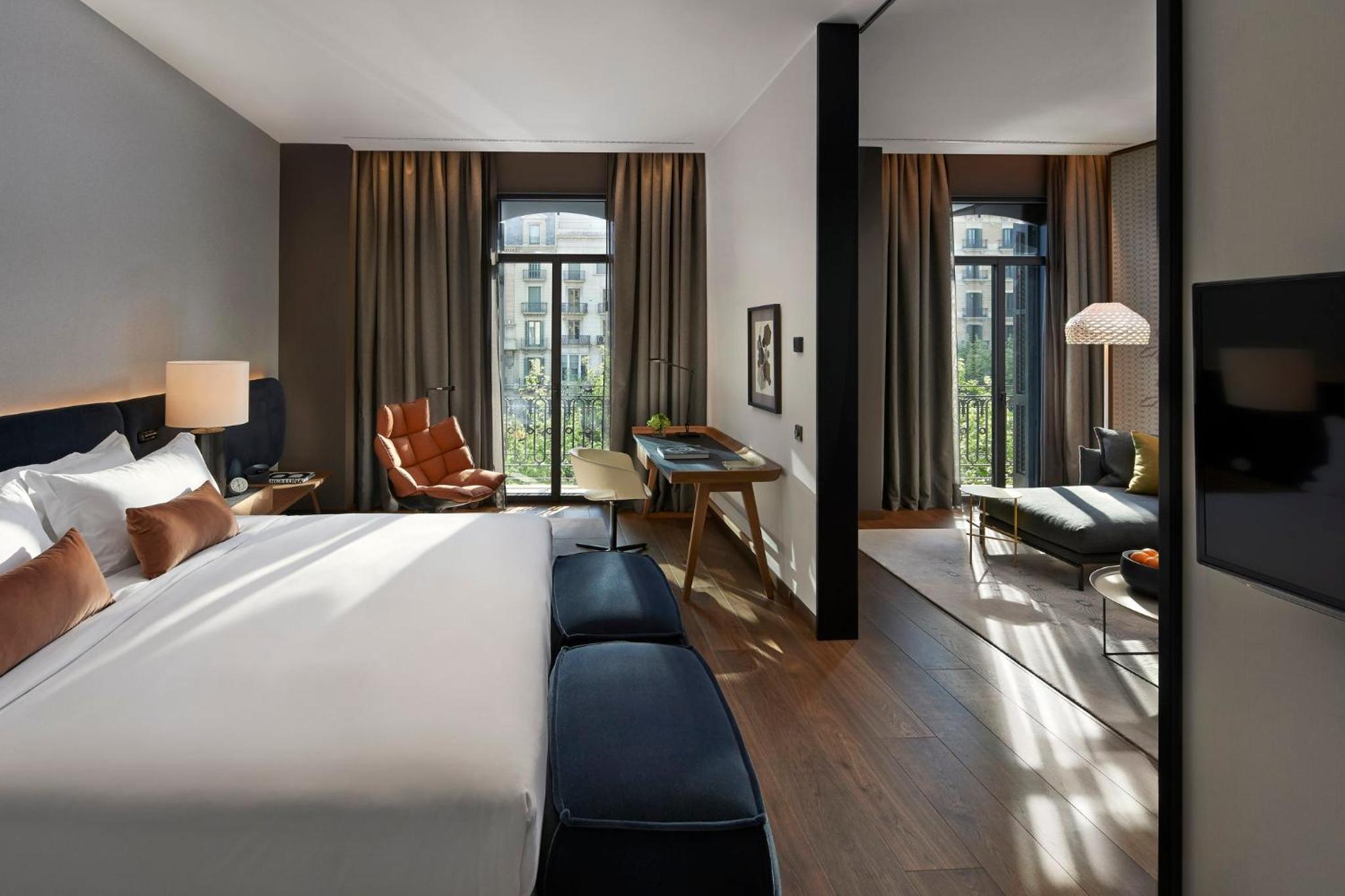 Deluxe Suite