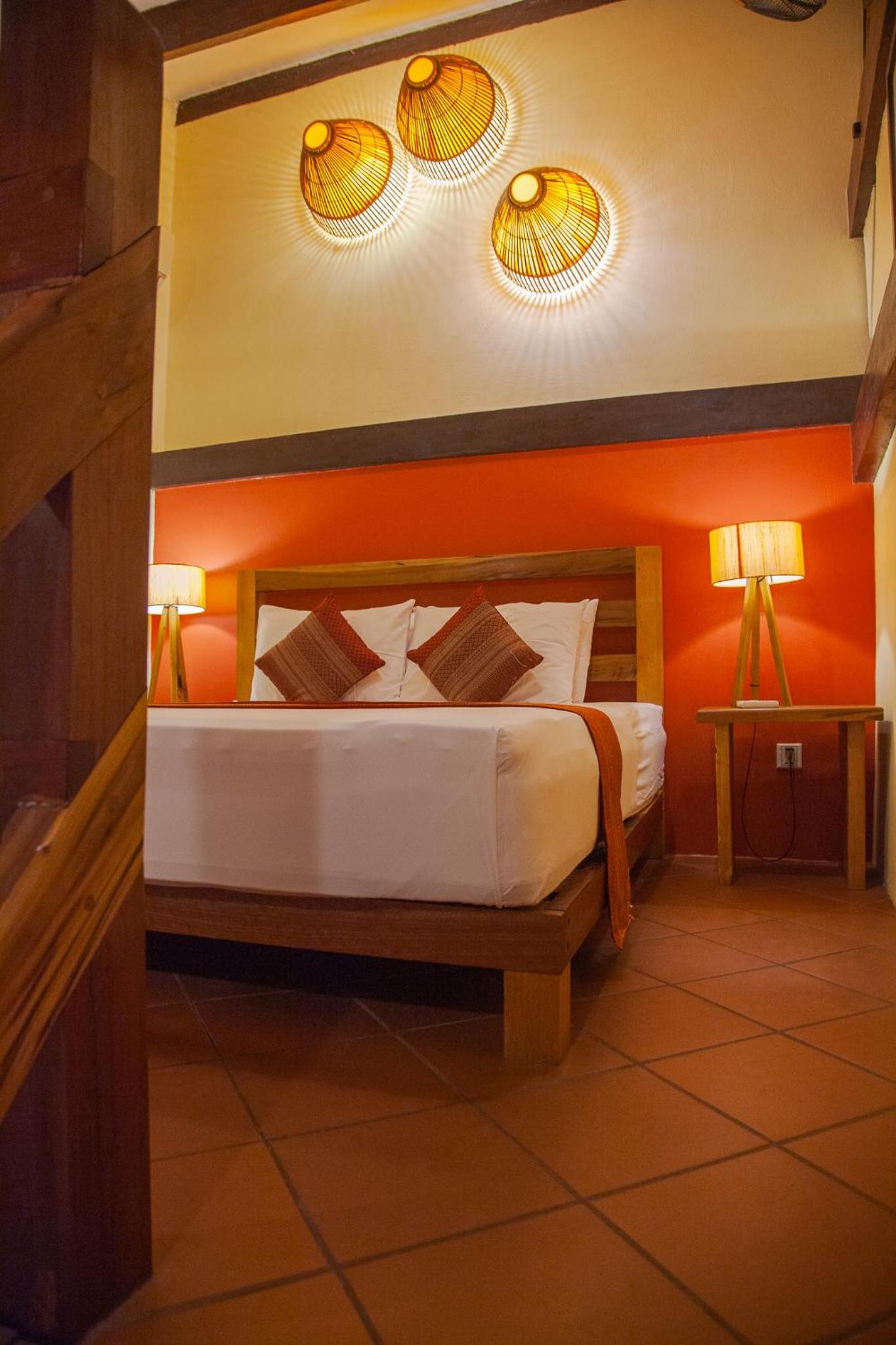 Superior King Room - Photo 2