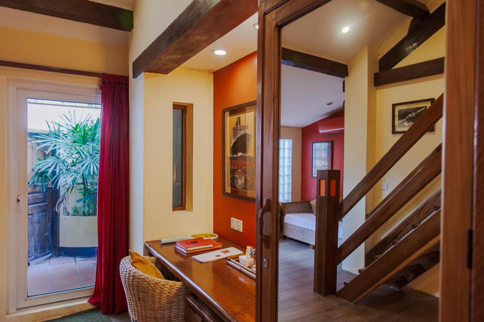 Superior King Room - Photo 5