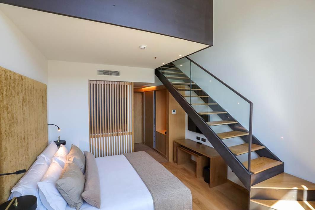 Suite with River View - Photo 9