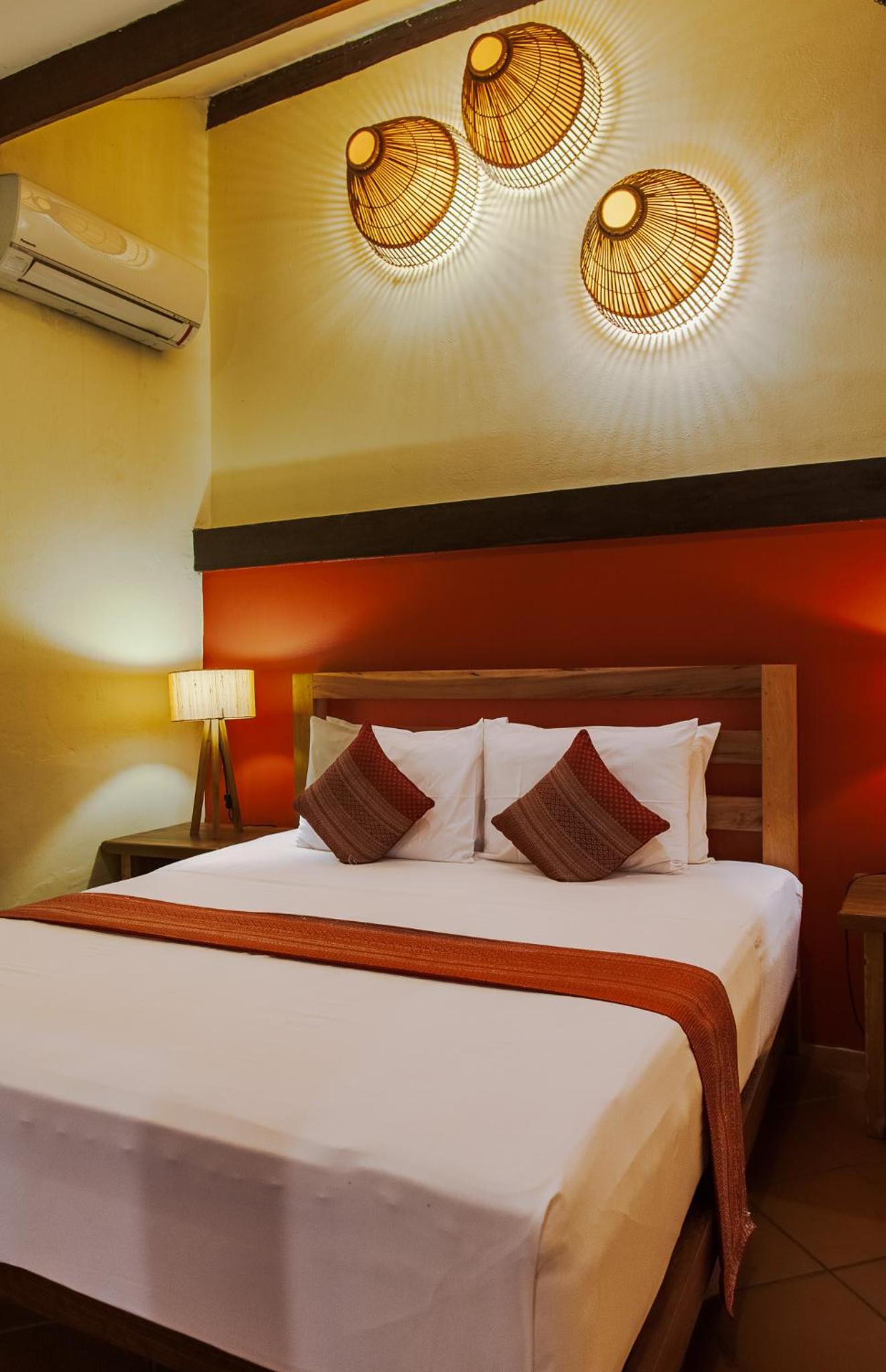 Superior King Room - Photo 3