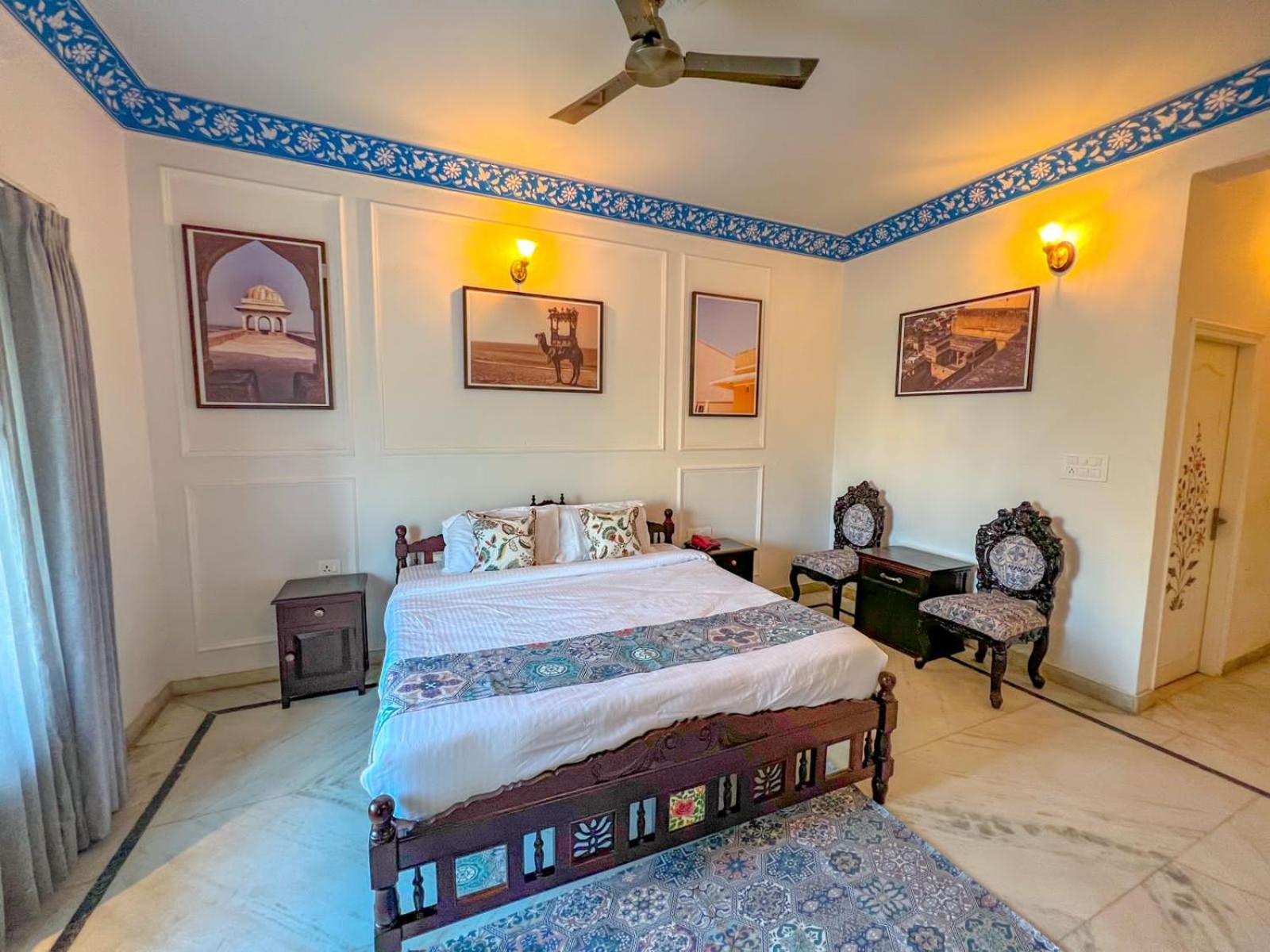 Deluxe Room - Photo 17