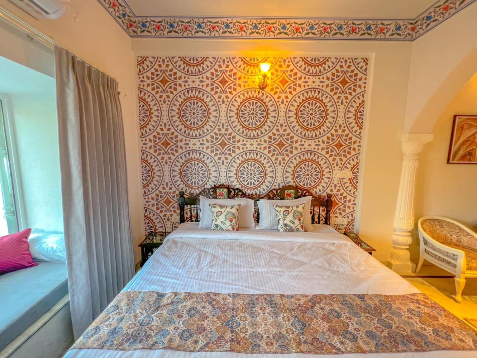 Deluxe Room - Photo 1