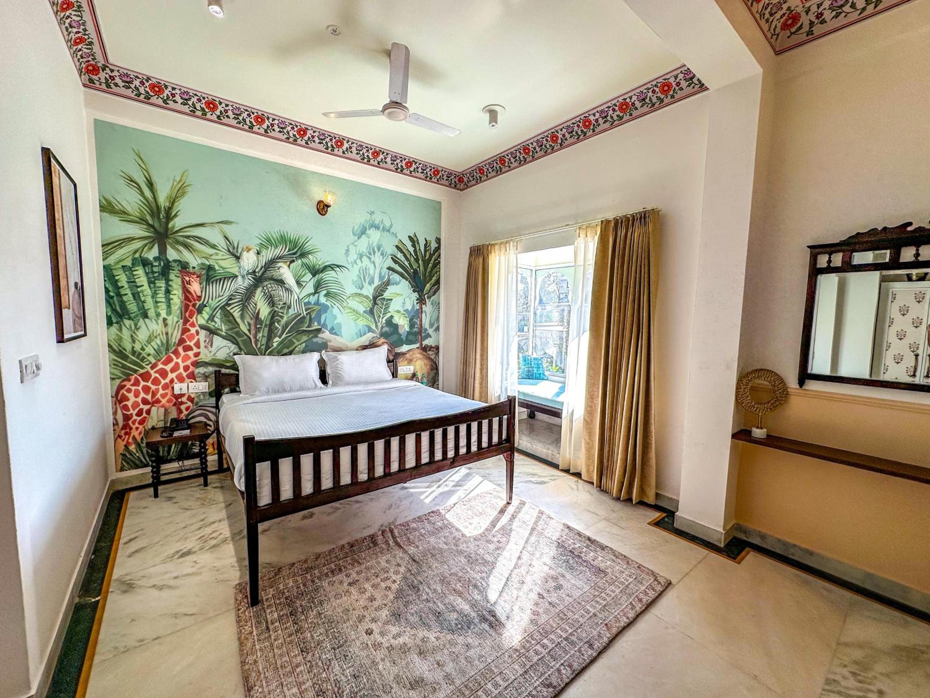 Deluxe Room - Photo 7