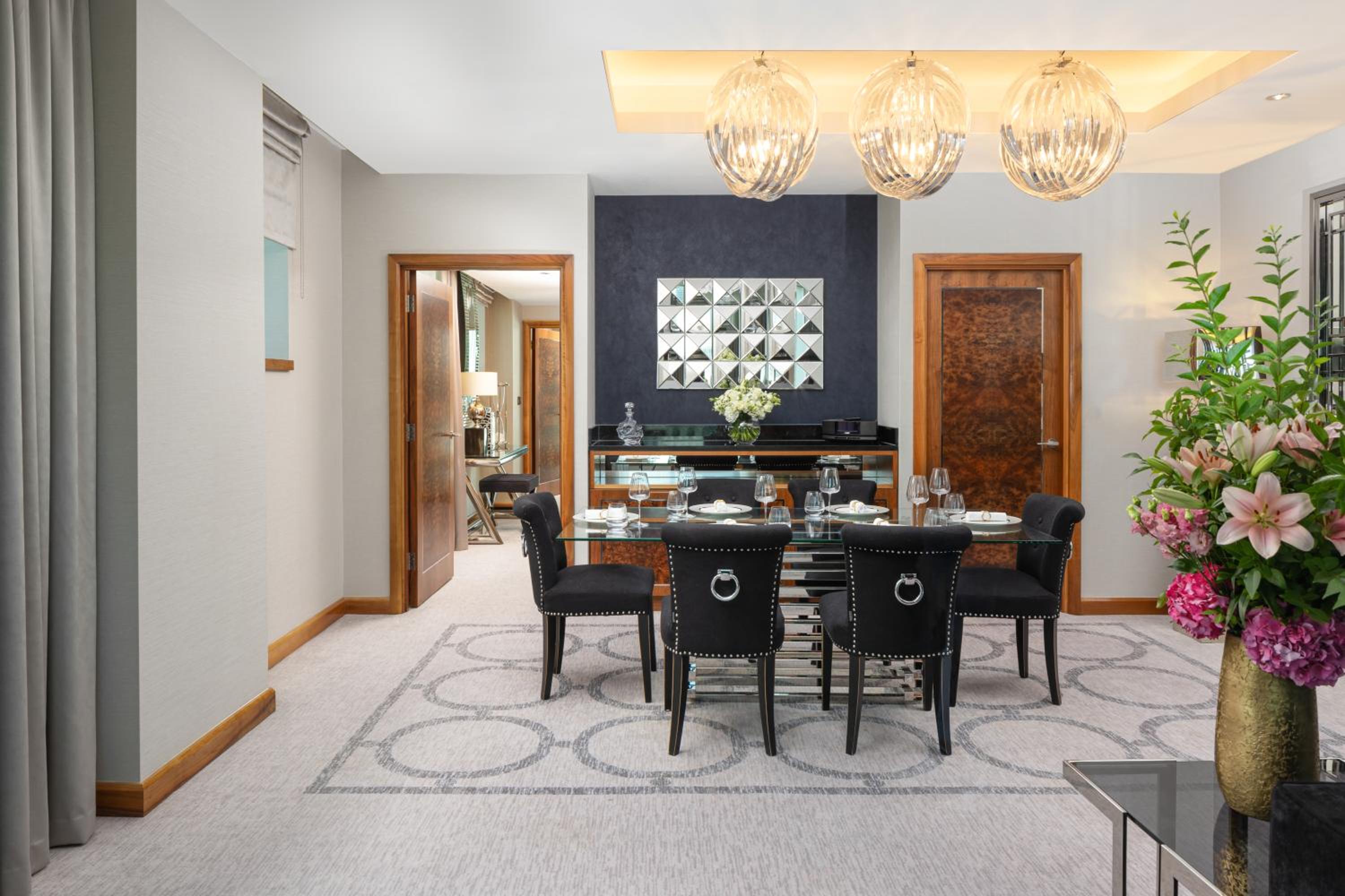 Presidential Suite photo 3