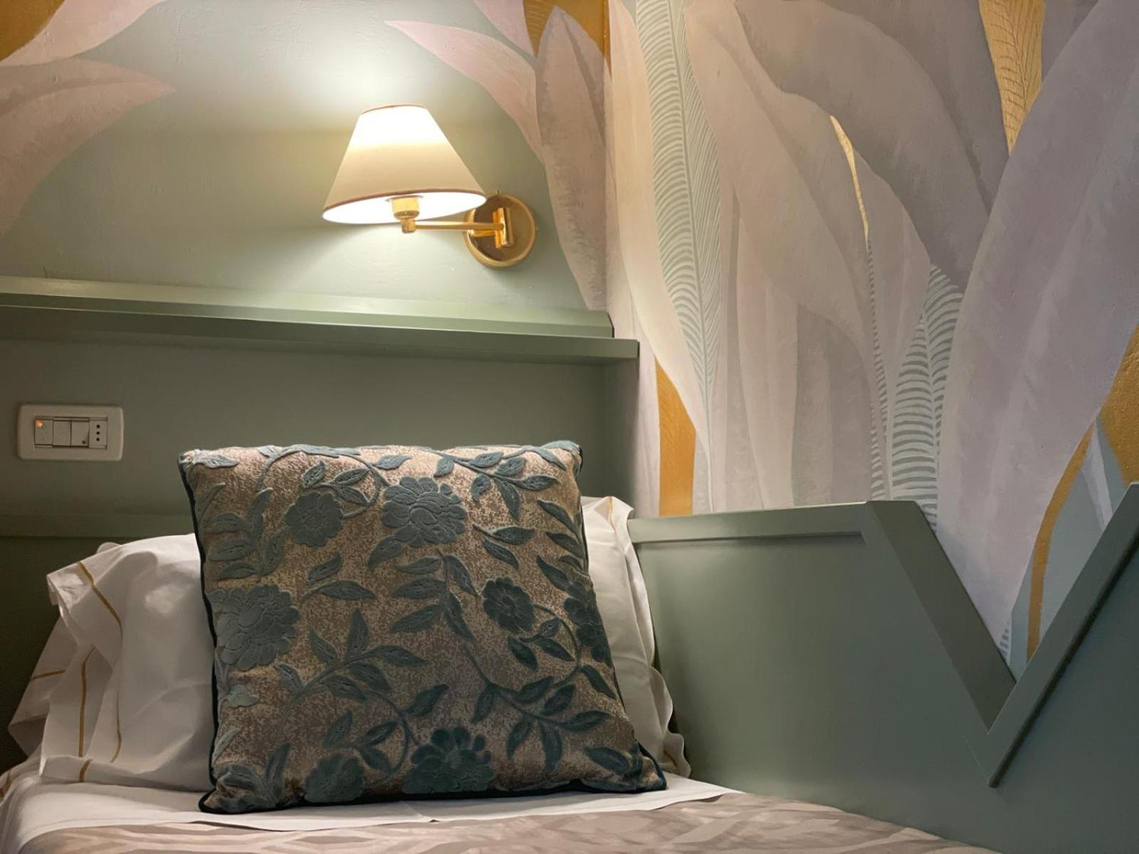 Comfort Small Single Room