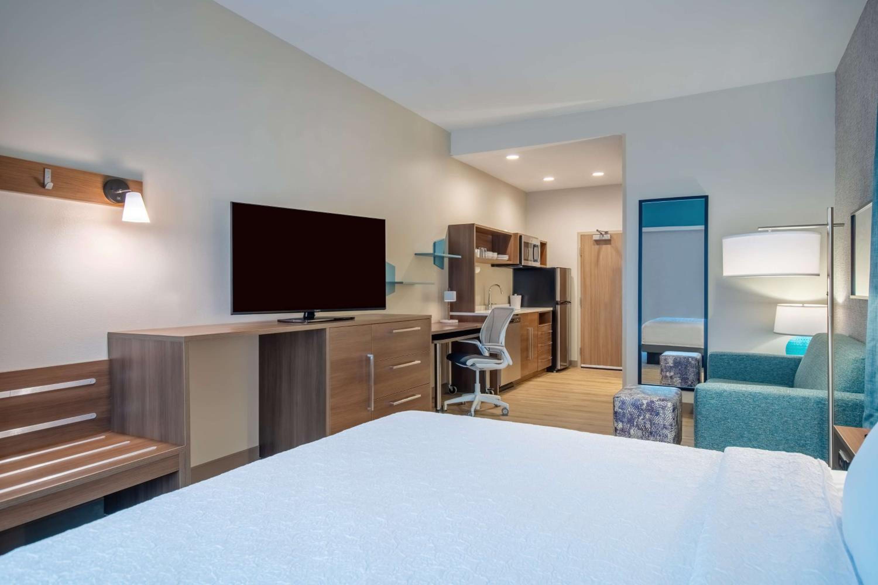 King Studio Suite - Photo 2