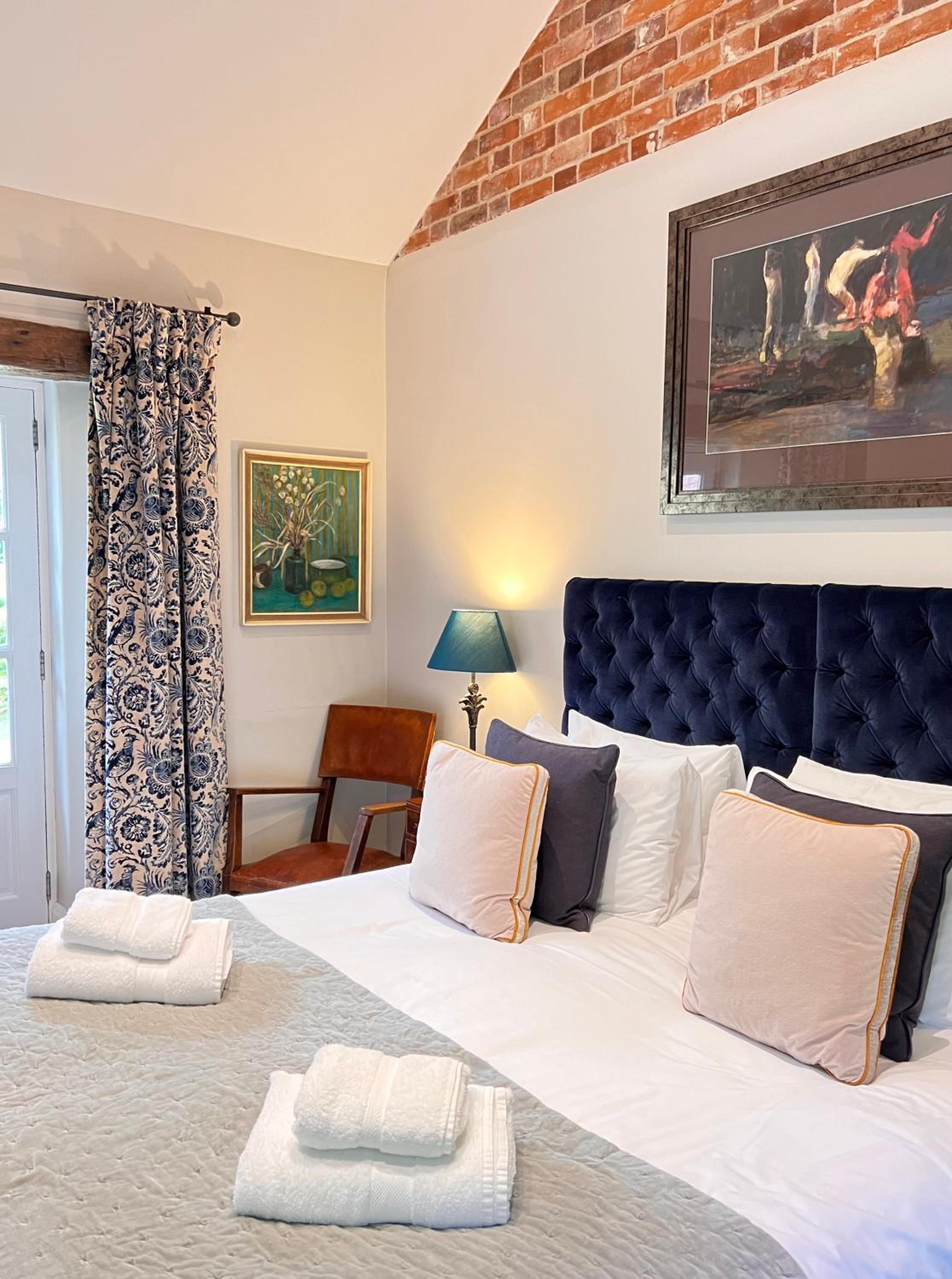 Standard Superking OR Twin Room  (DOG friendly) - Photo 1