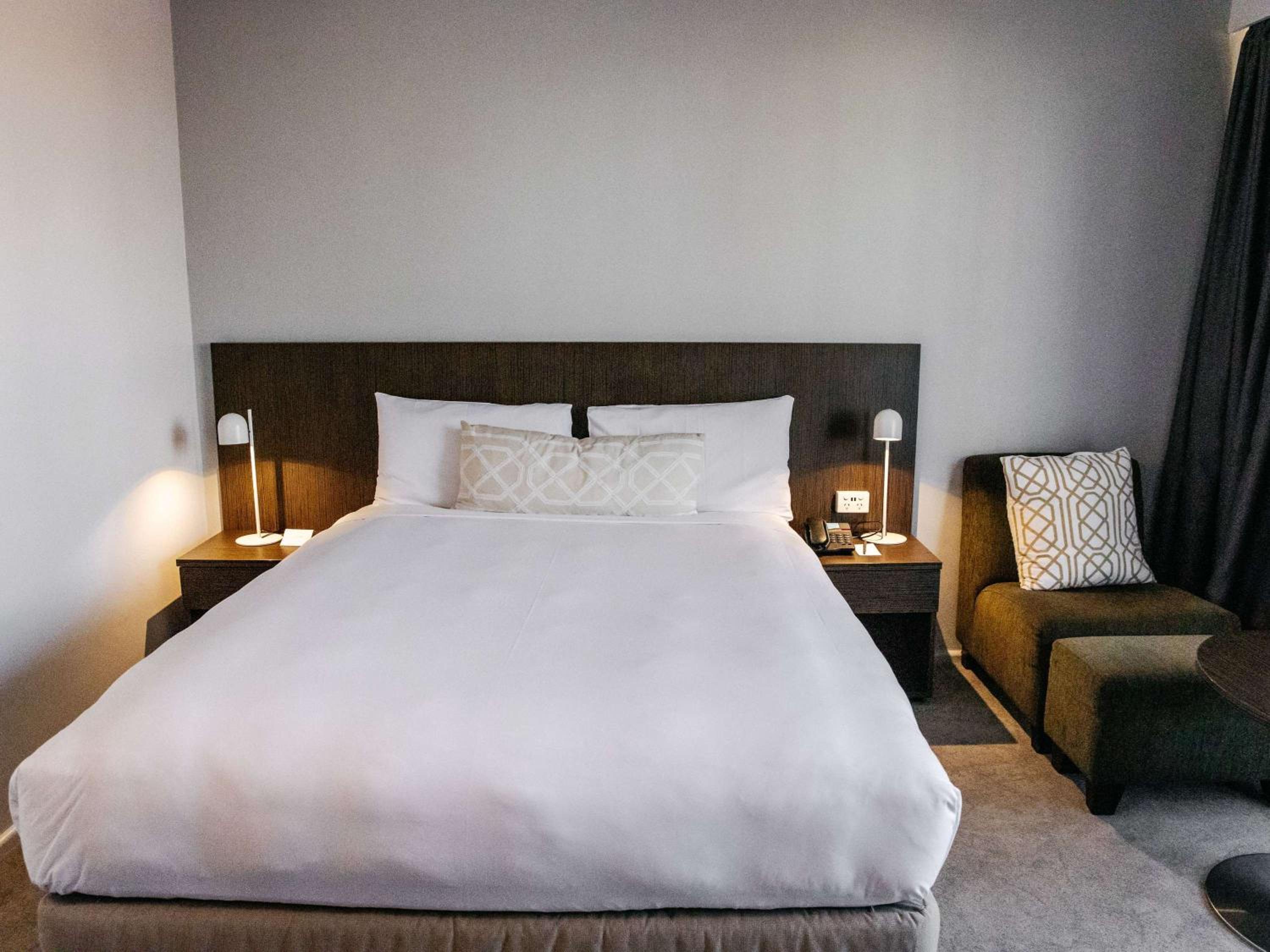 Superior Double Room with Two Double Beds - Photo 6
