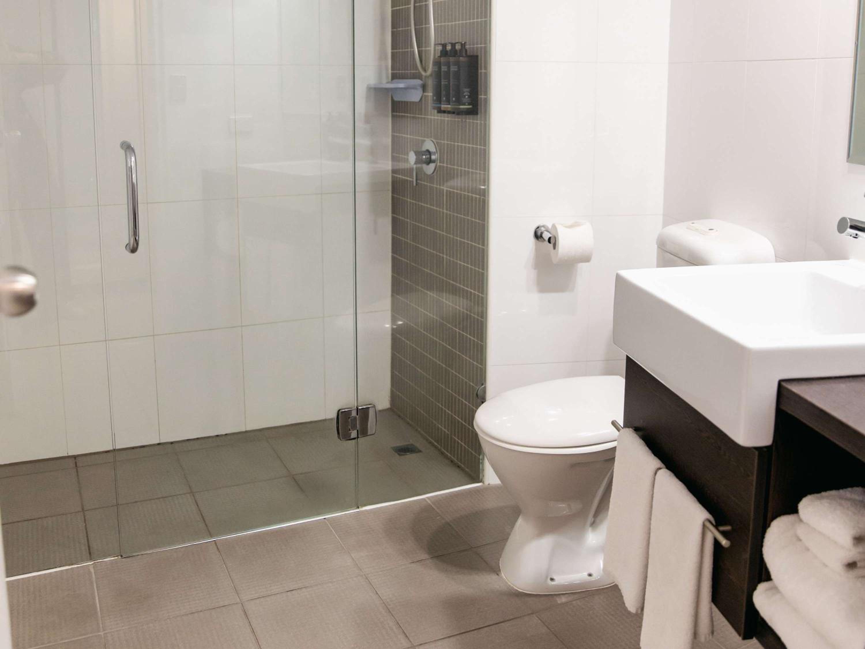 Superior Double Room with Two Double Beds - Photo 2
