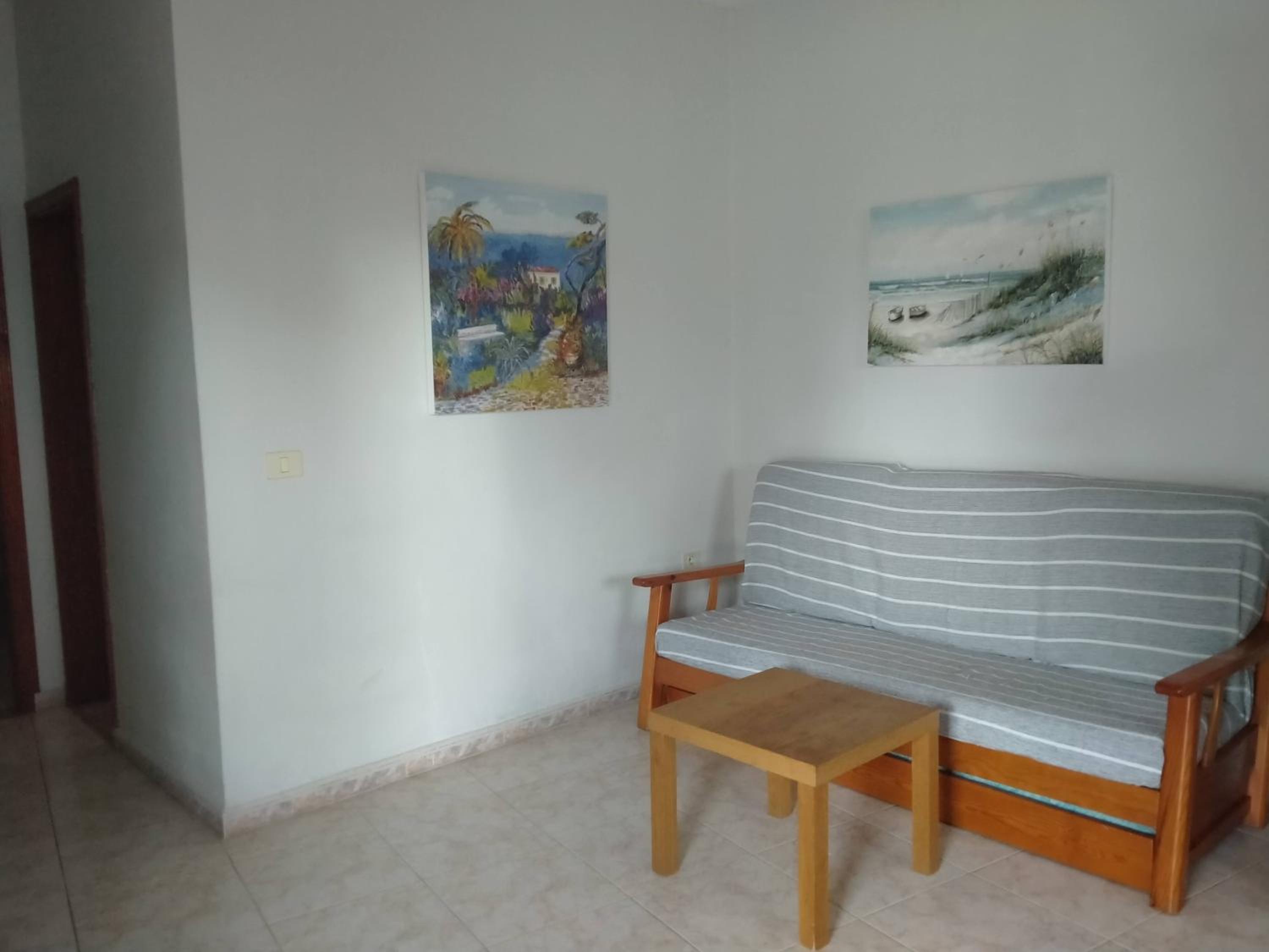 Apartamento de Dos Habitaciones con Terraza