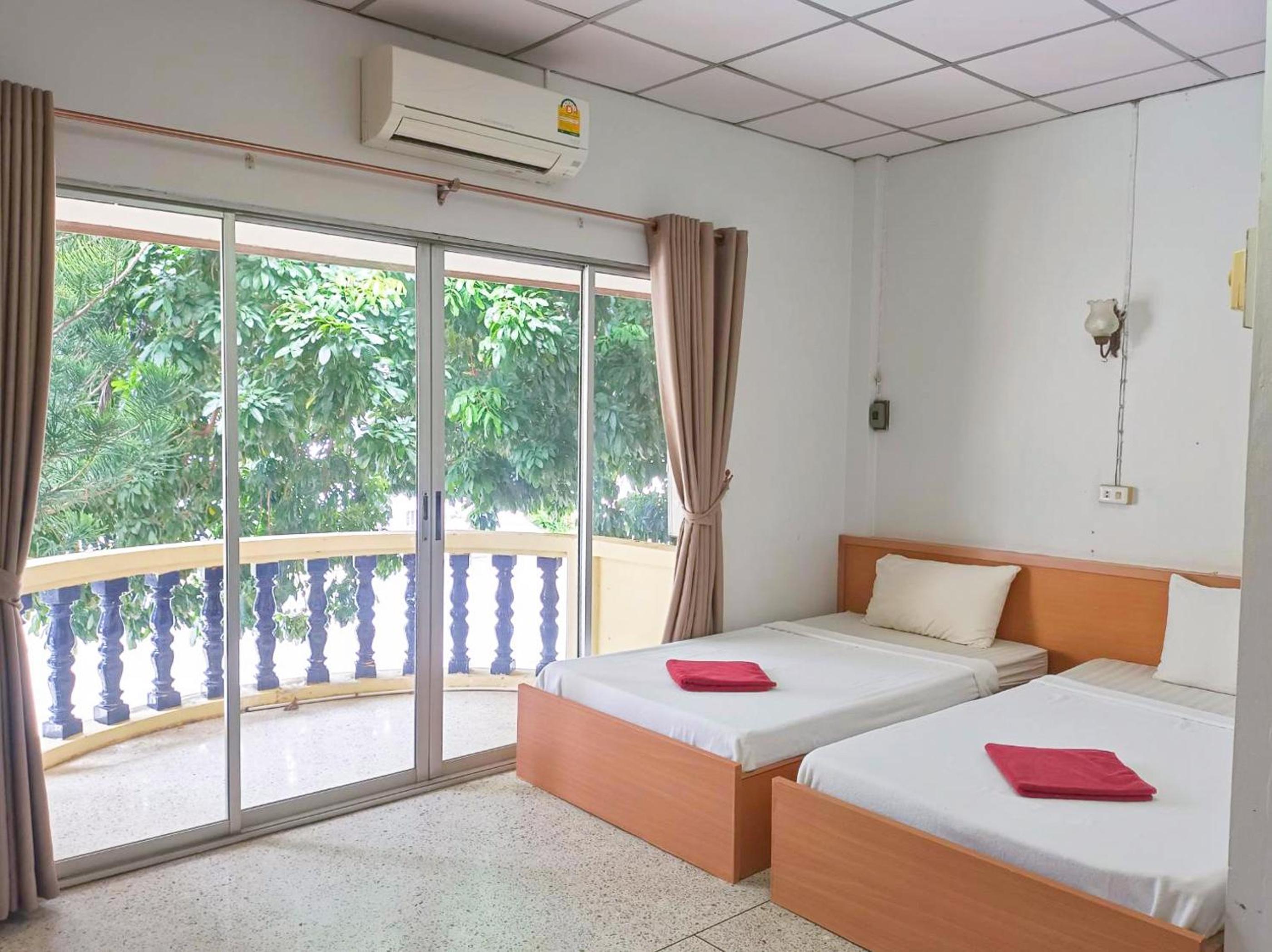Twin Room with Balcony
