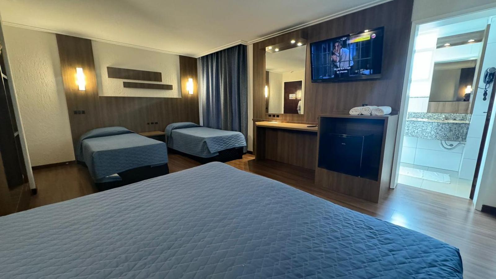 Superior Quadruple Room photo 2