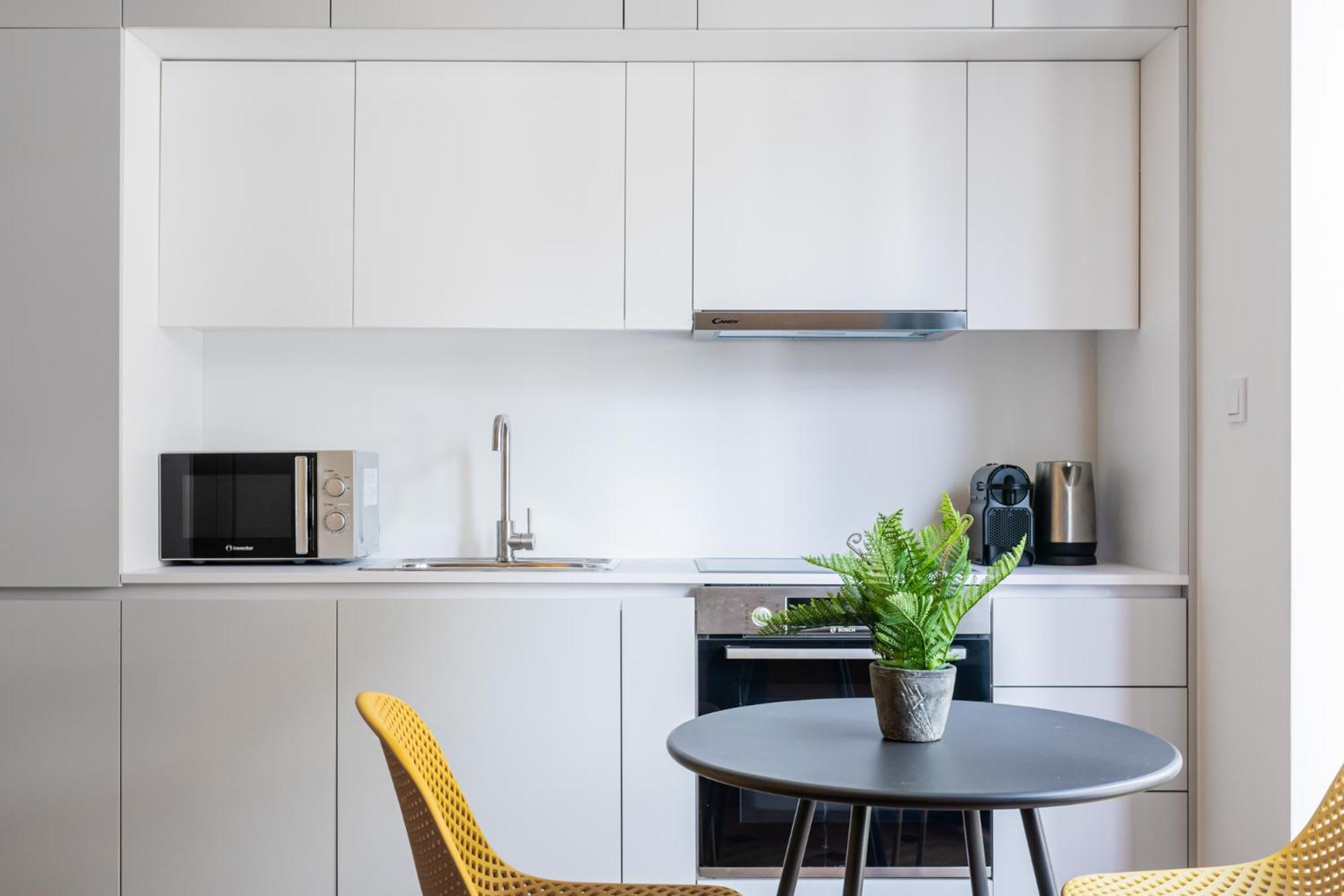 One-Bedroom Apartment with Terrace photo 2