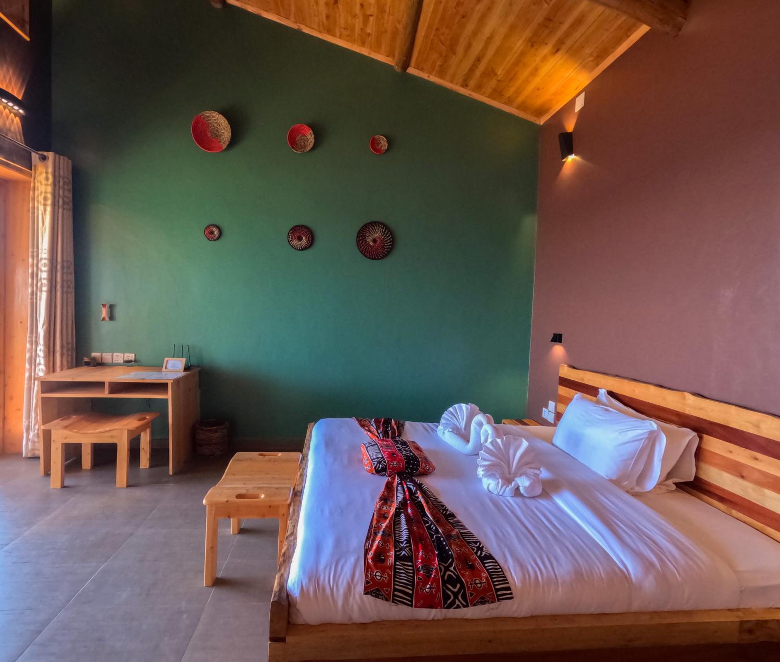 Deluxe Room (2 Adults + 1 Child) photo 2