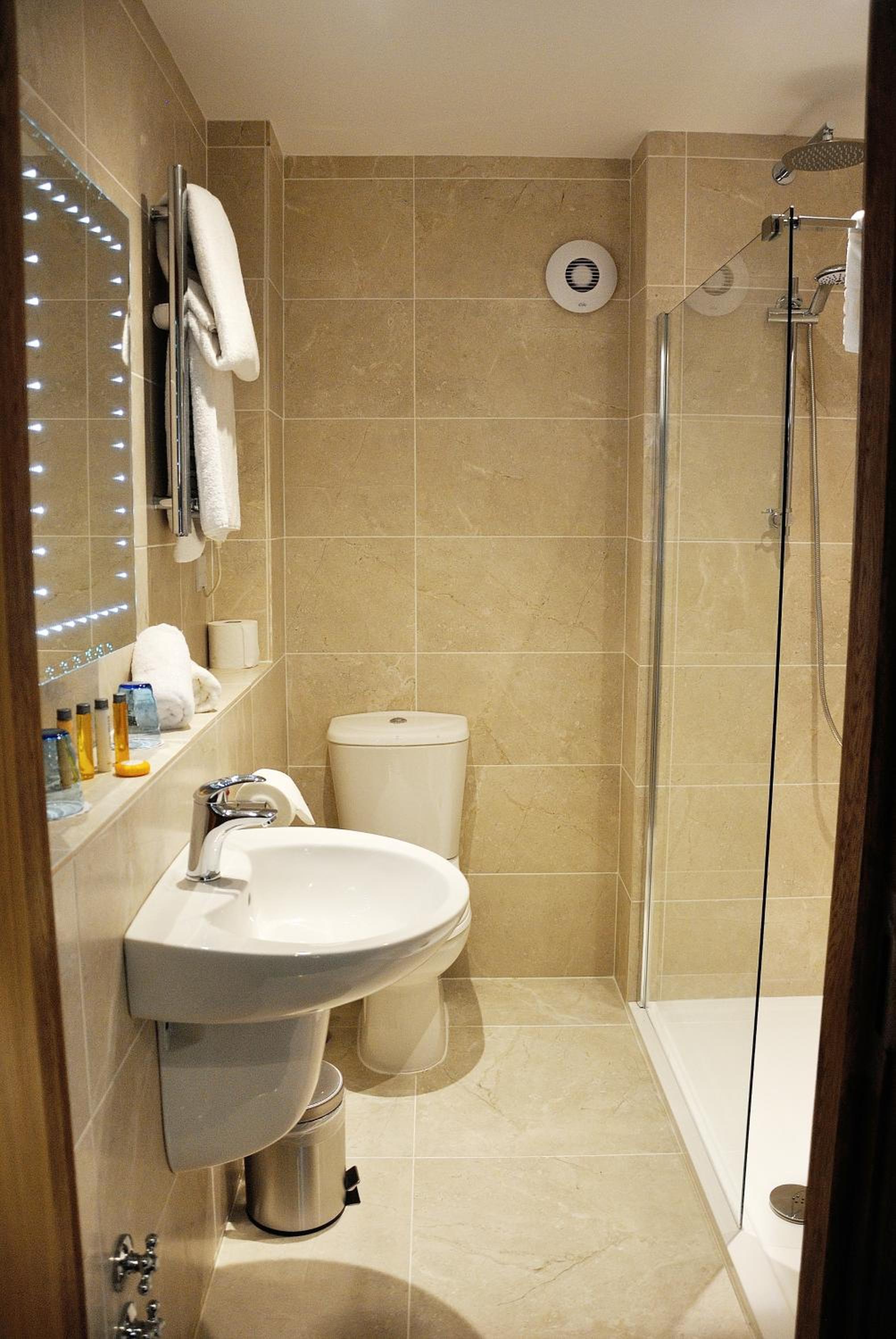 Superior Double Room - Photo 4