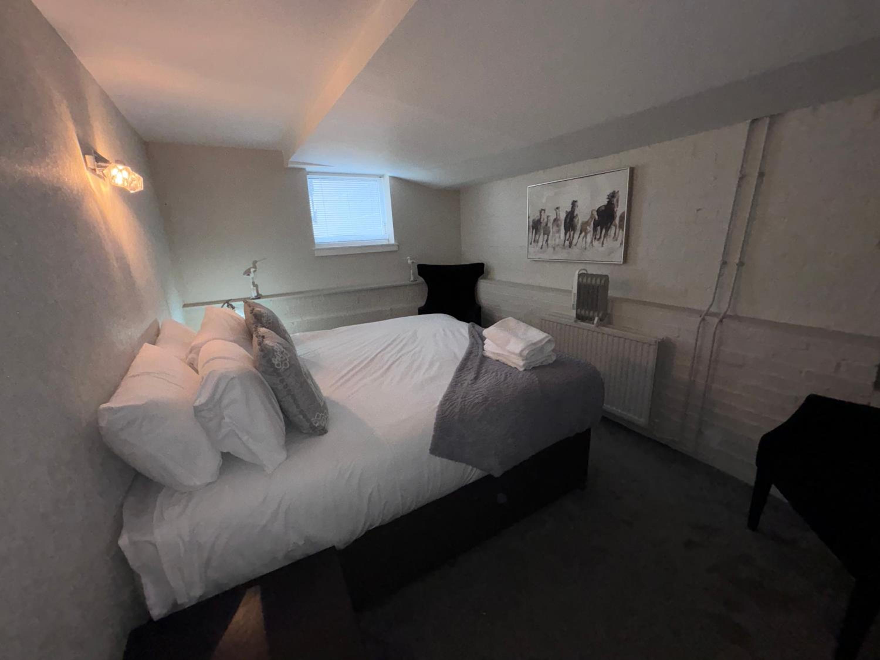 Apartment - Ground Floor photo 2