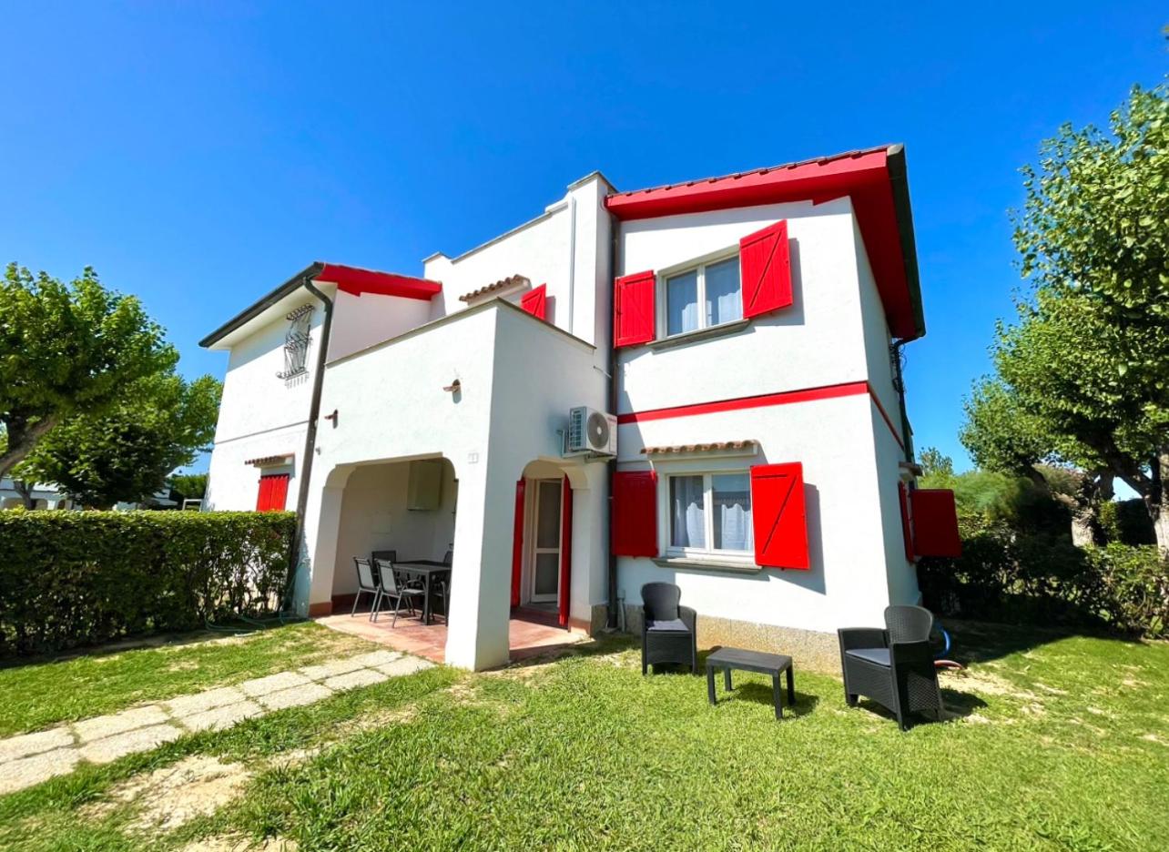 Villa with Sea View photo 2