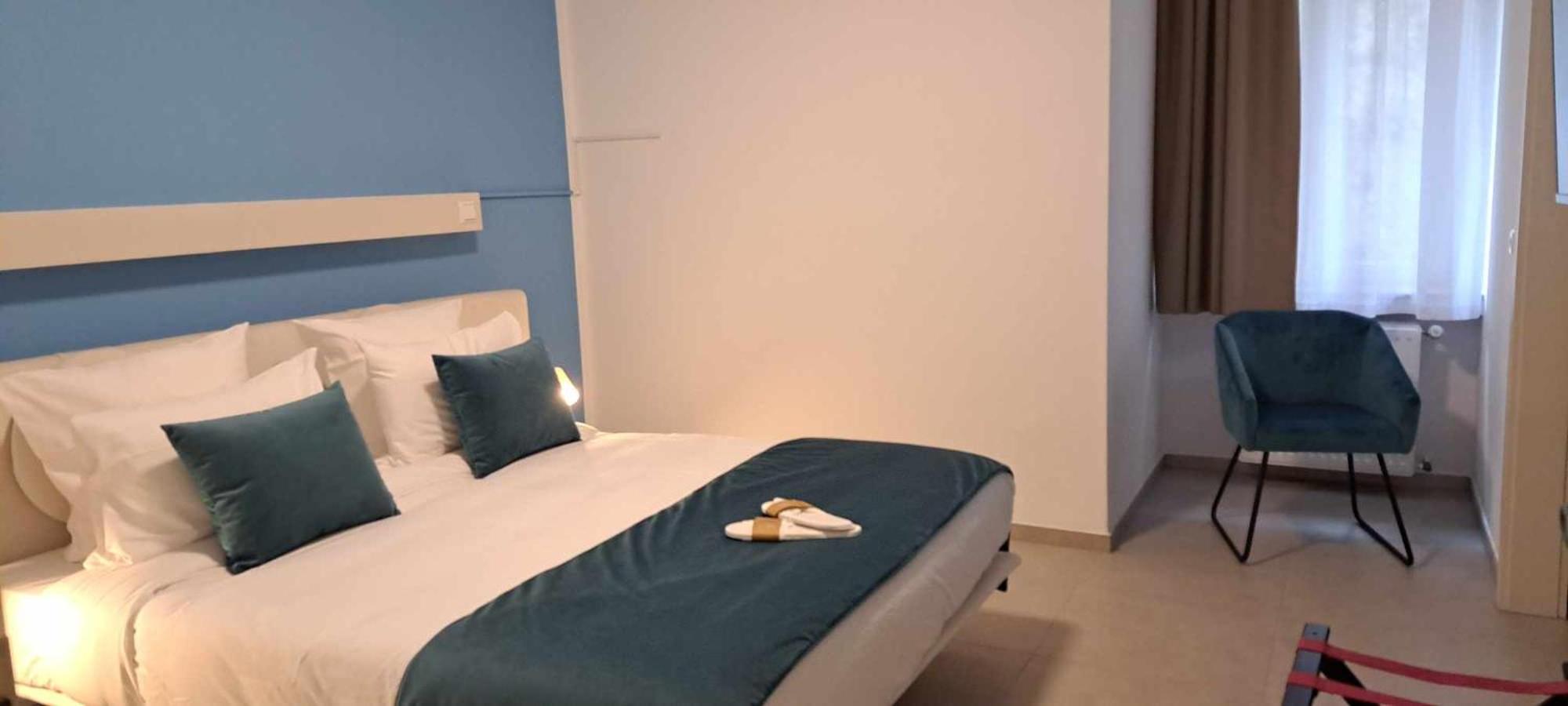 Deluxe Double Room photo 2