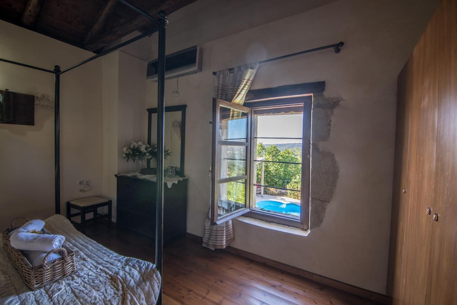 Three-Bedroom Villa photo 2