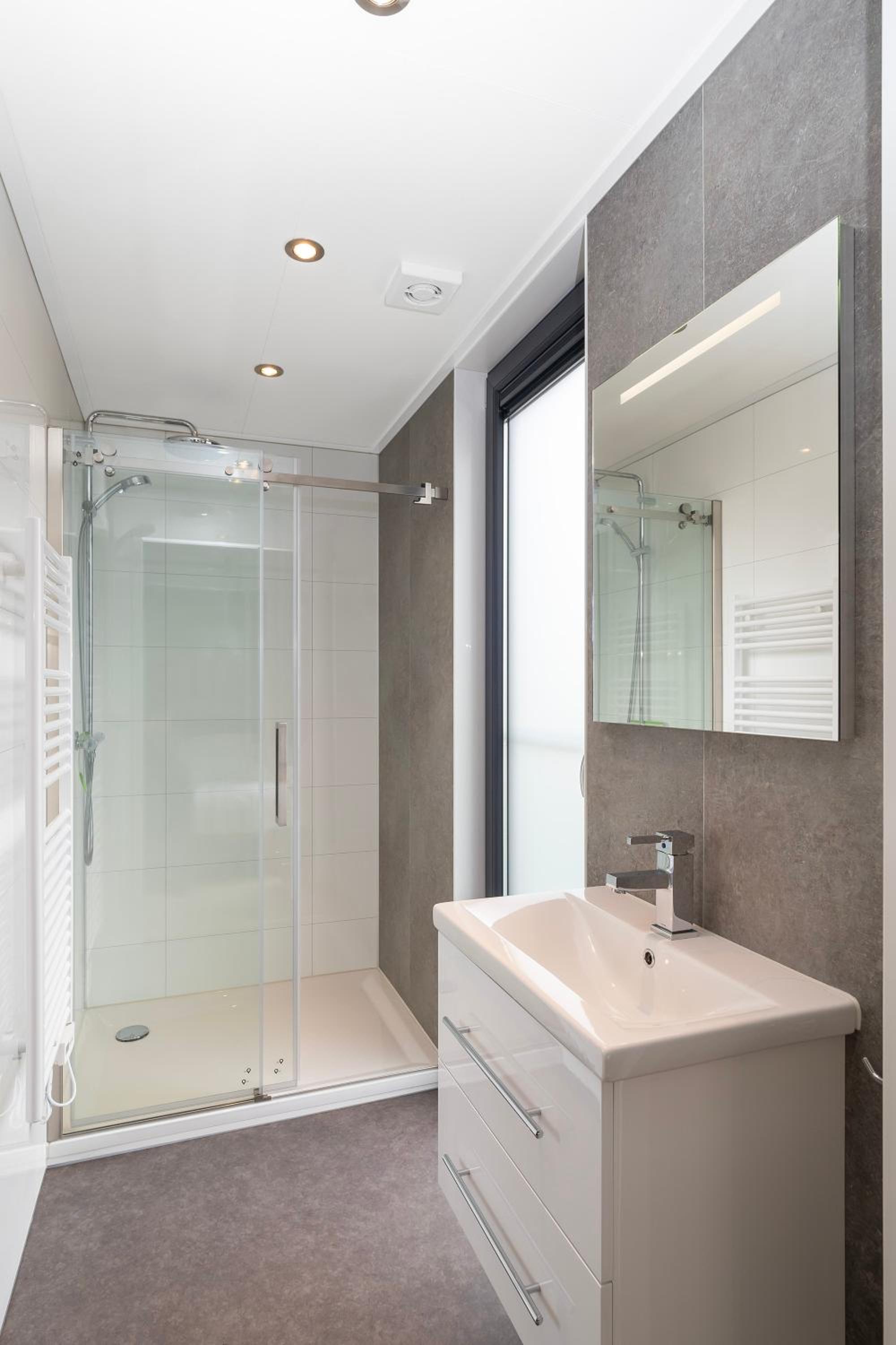 Two-Bedroom House - Photo 15