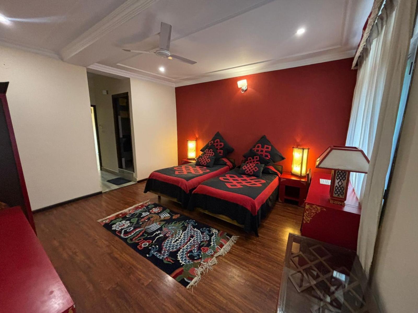 Budget Double Room - Photo 3
