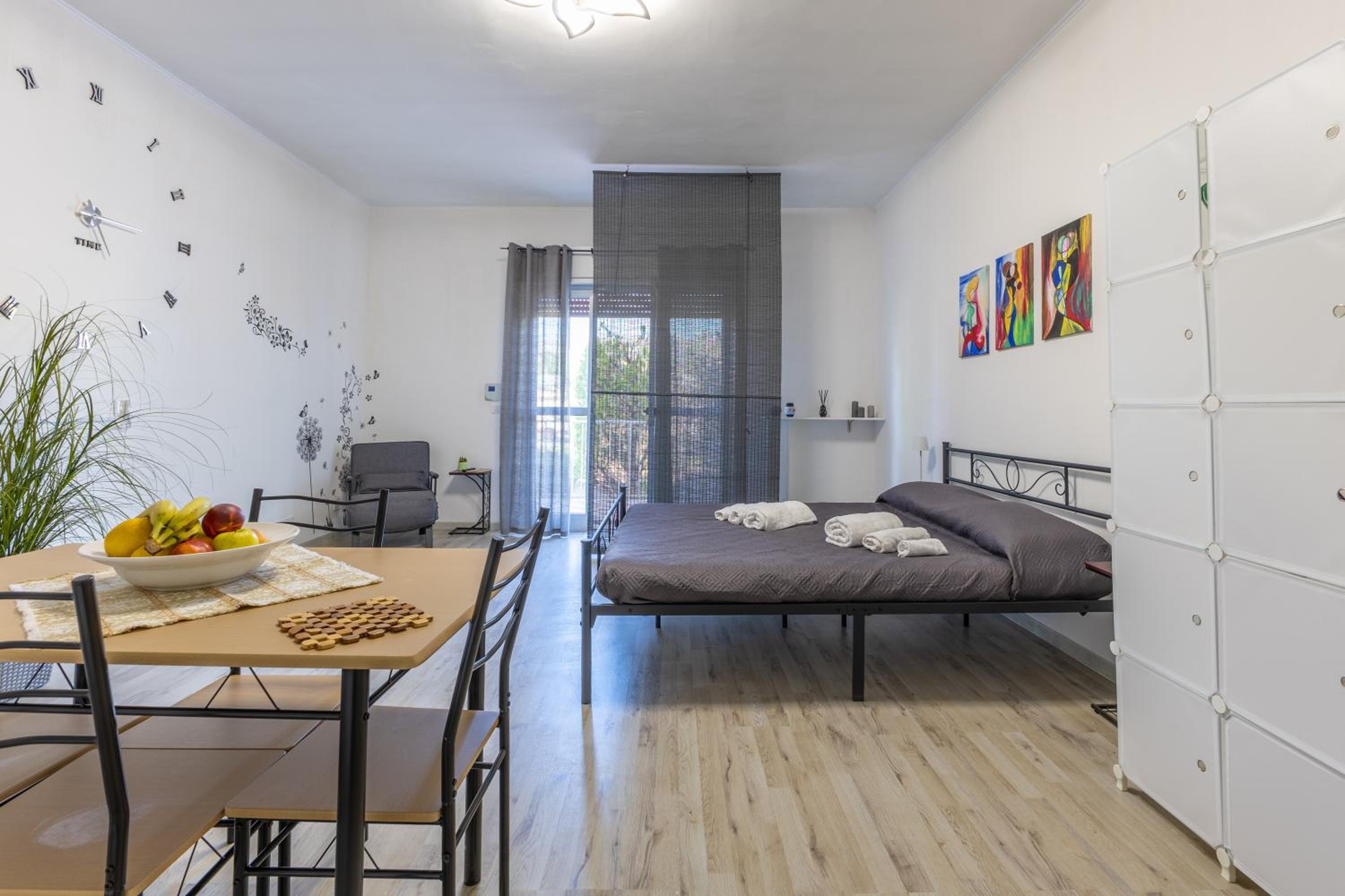 One-Bedroom Apartment with Garden View