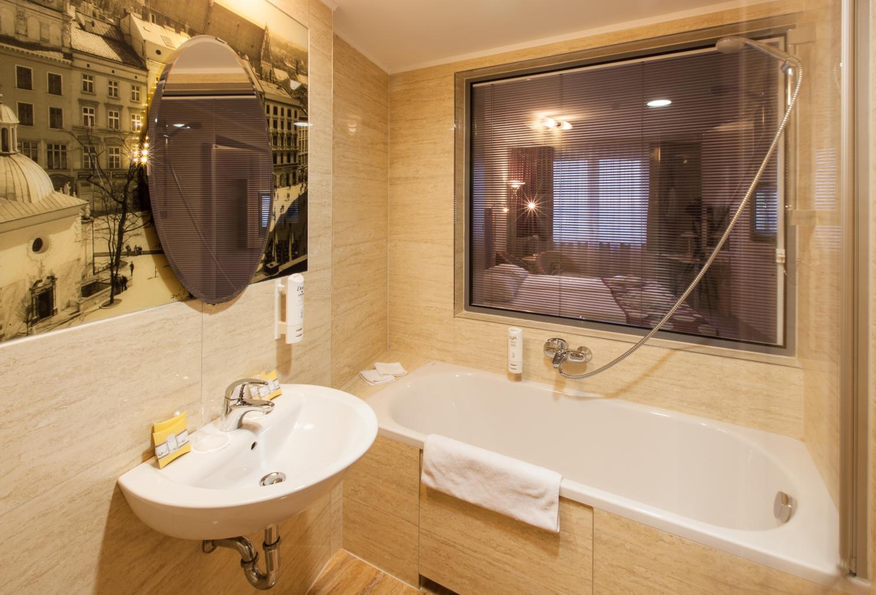 Business Queen Room - Photo 5