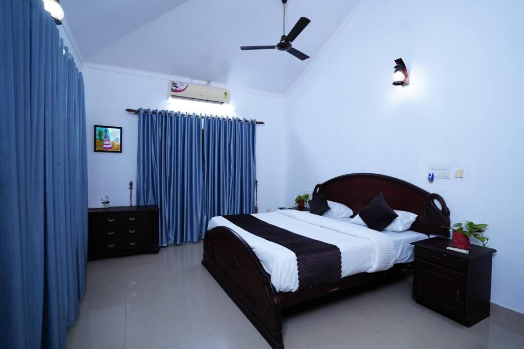 Villa photo 1