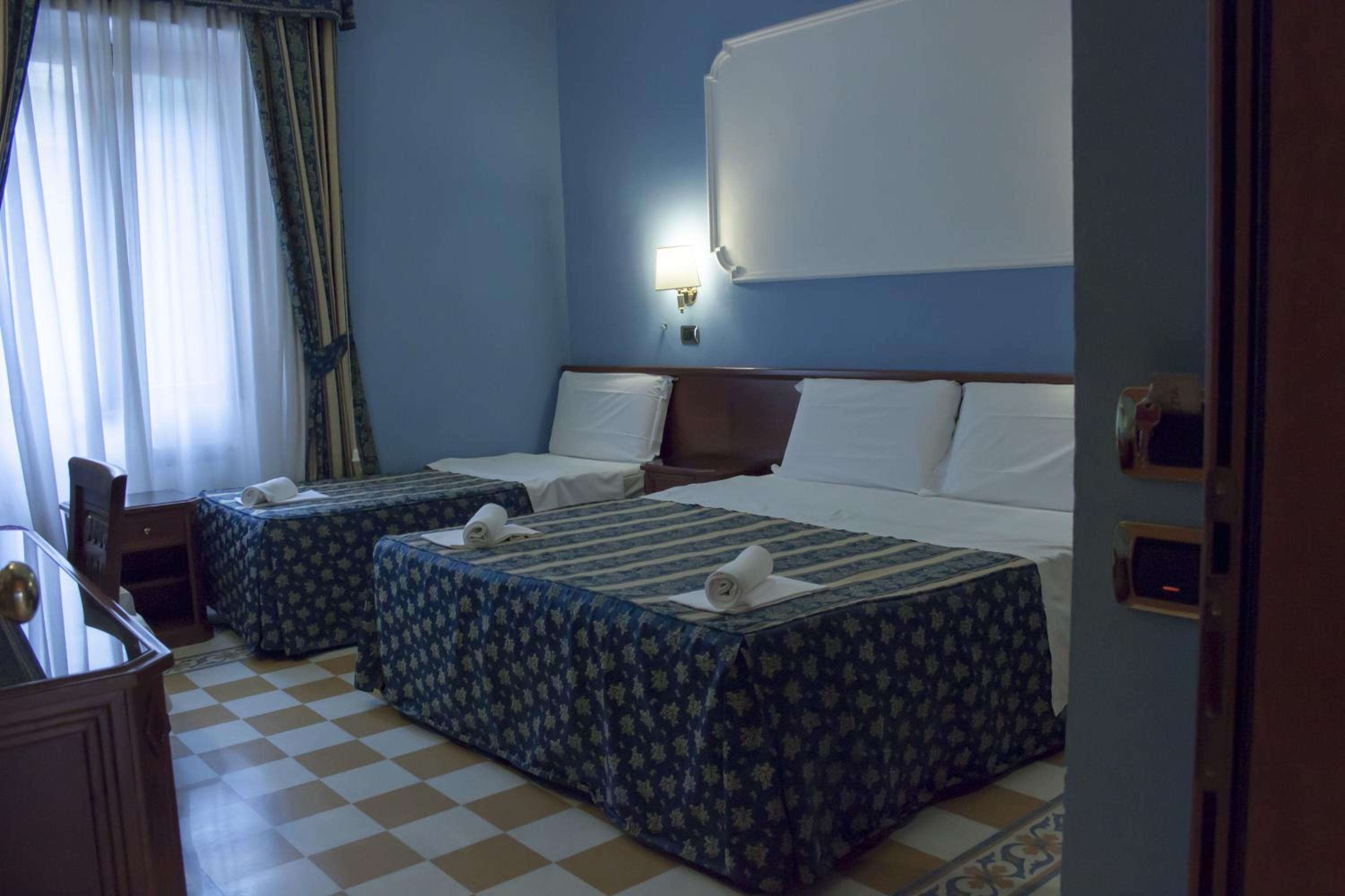 Triple Room photo 1