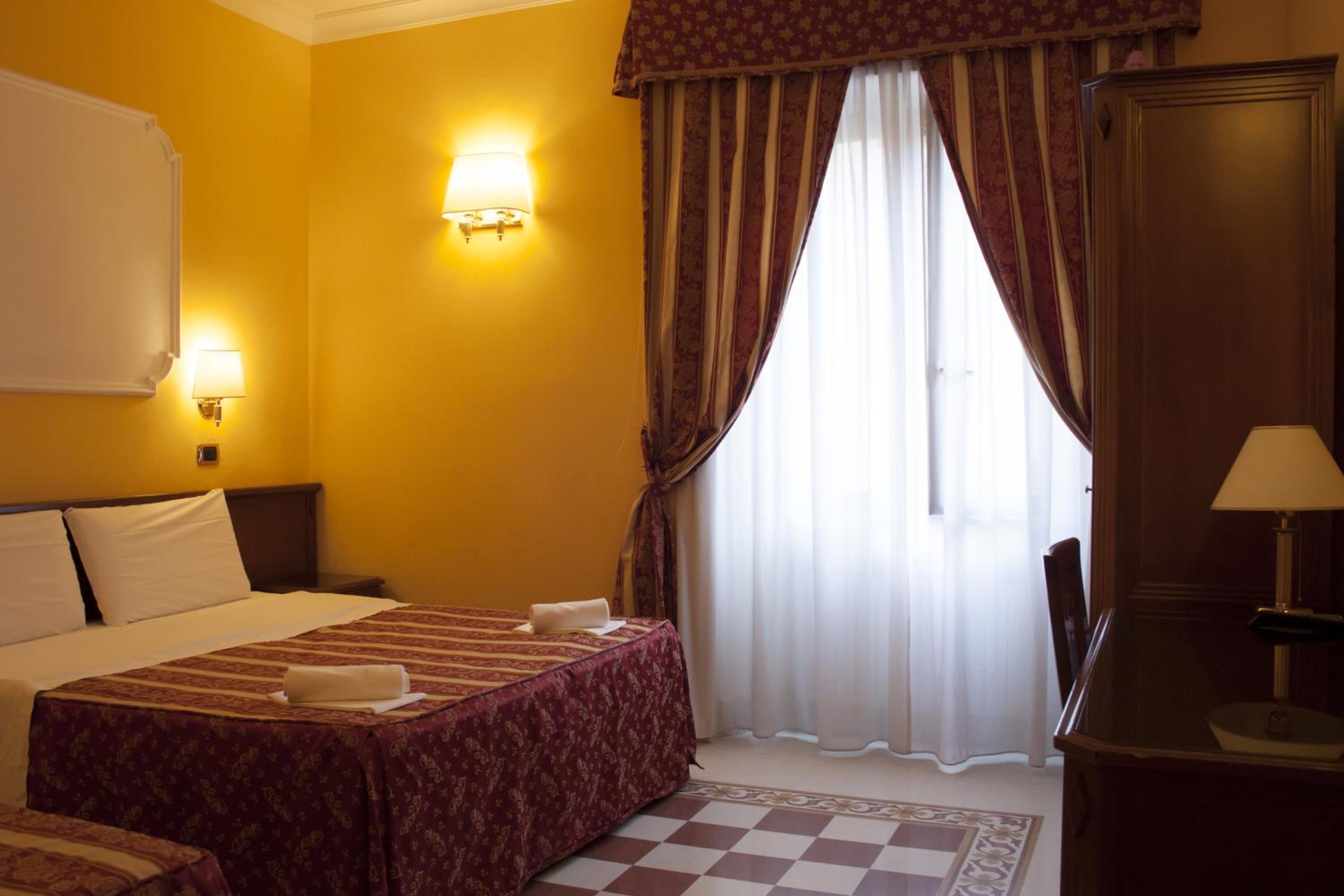 Triple Room photo 2