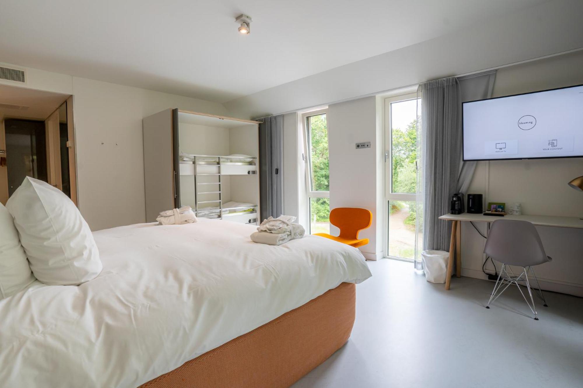 Deluxe Quadruple Room - Photo 8