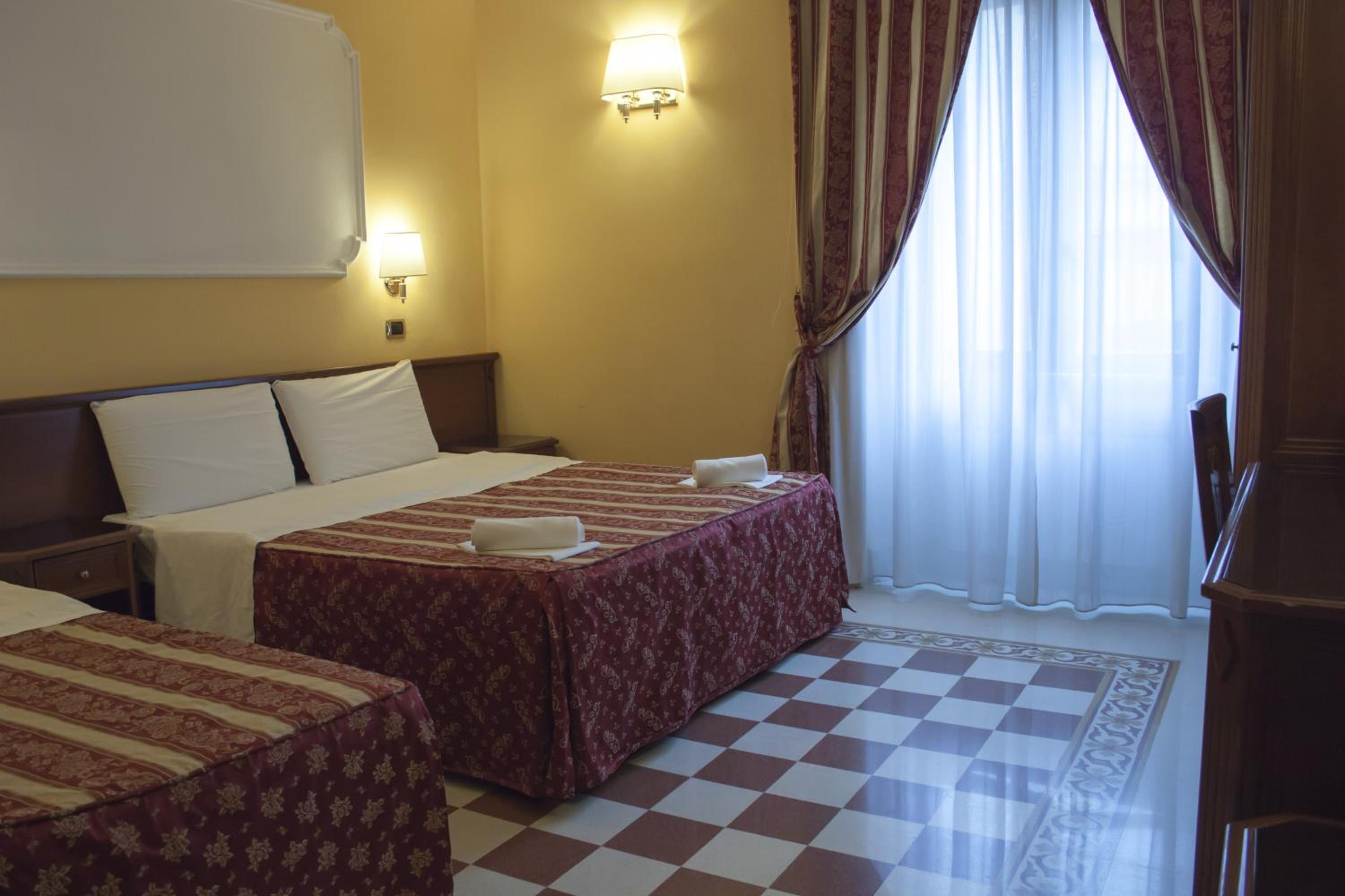 Quadruple Room photo 1