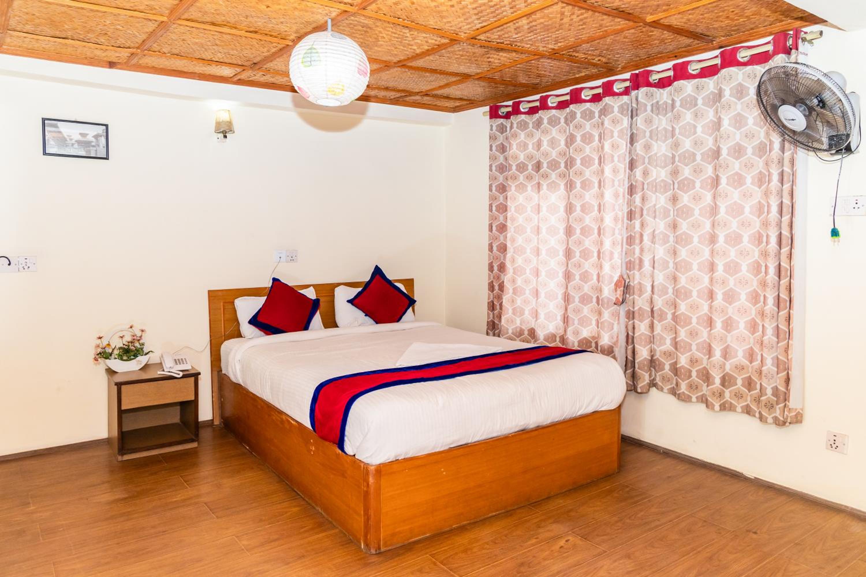 Budget Double Room photo 3